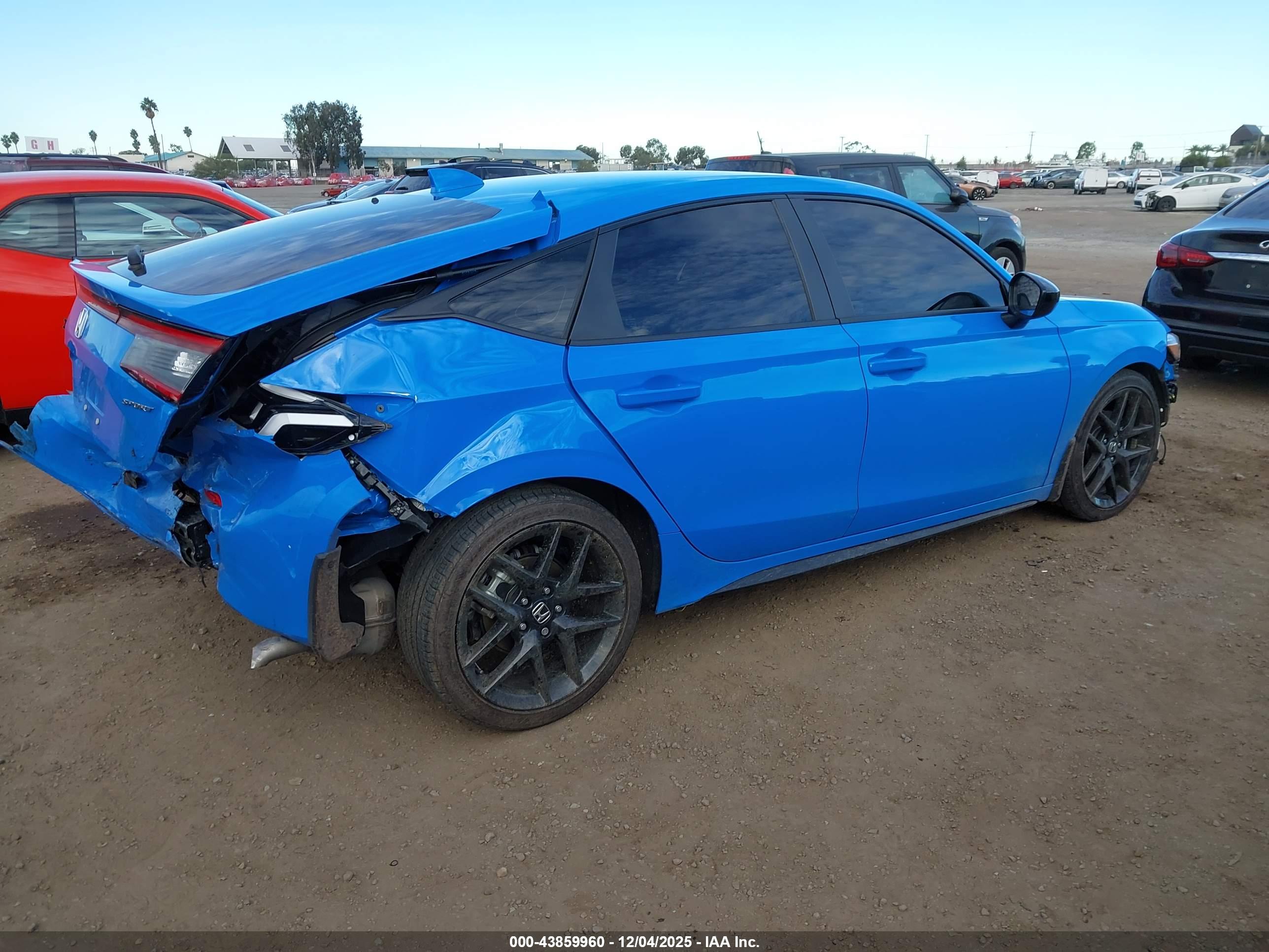HONDA CIVIC image 4