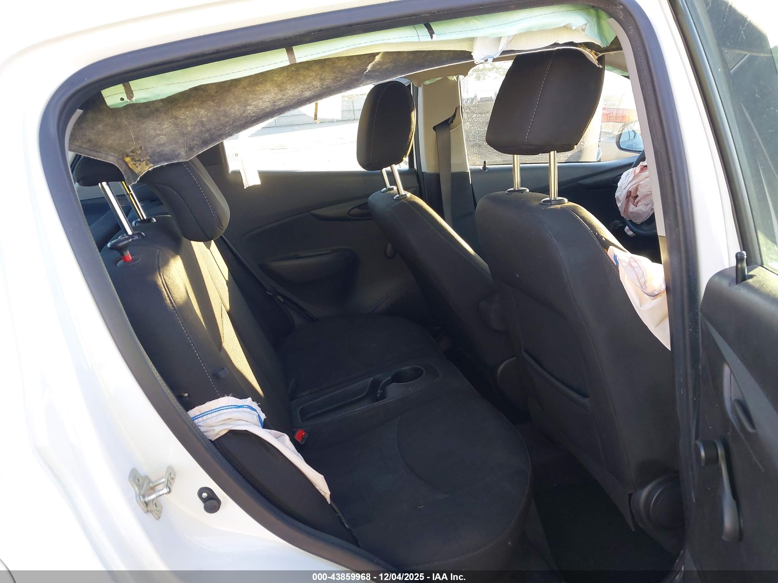 CHEVROLET SPARK image 8