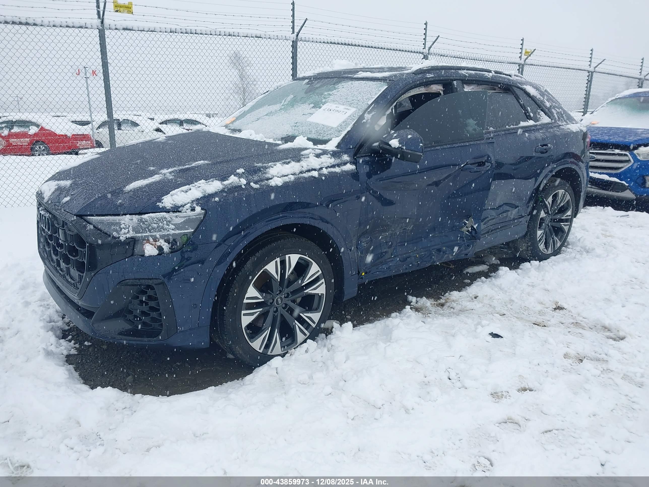 AUDI Q8 image 2