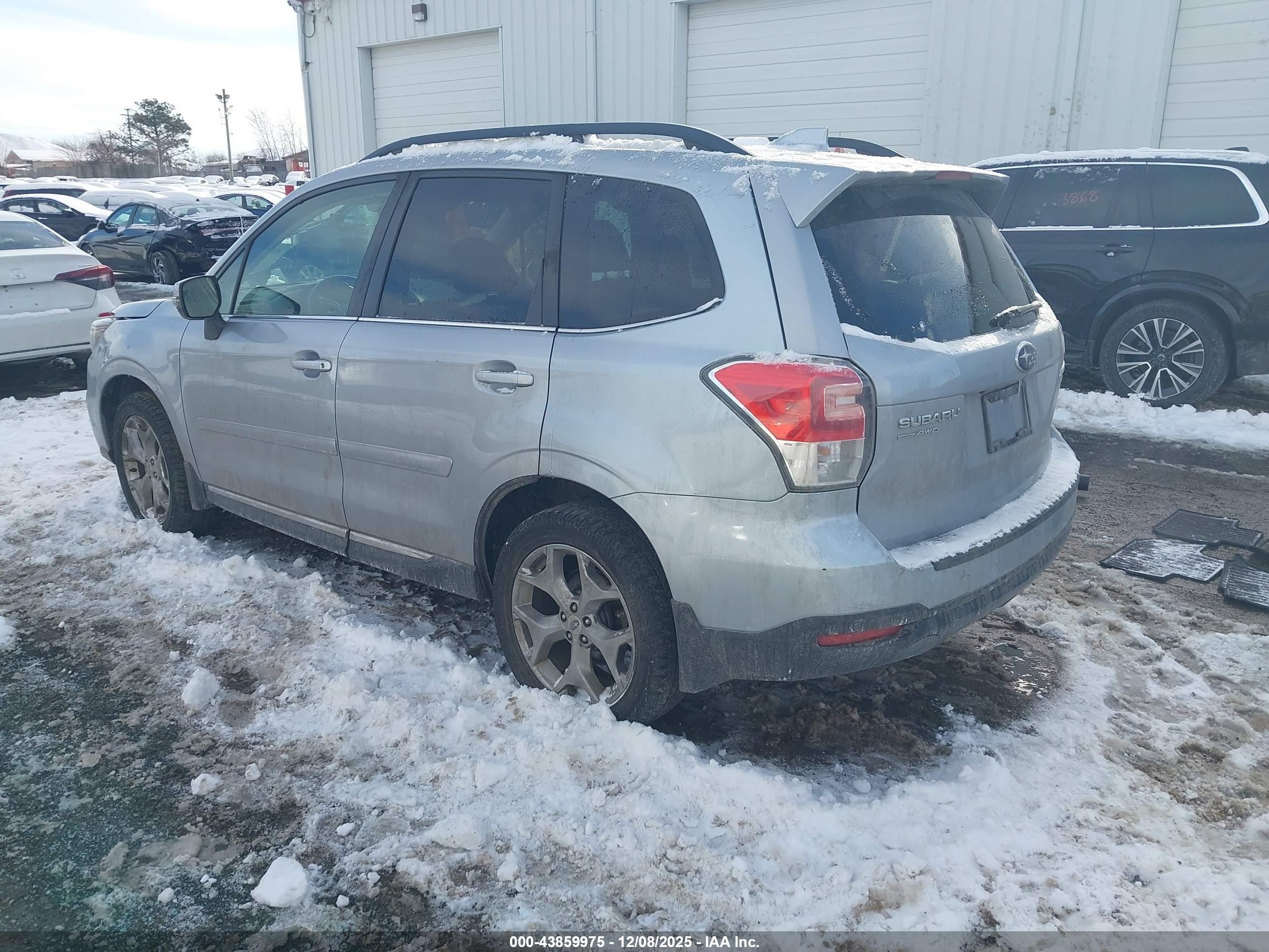 SUBARU FORESTER image 3