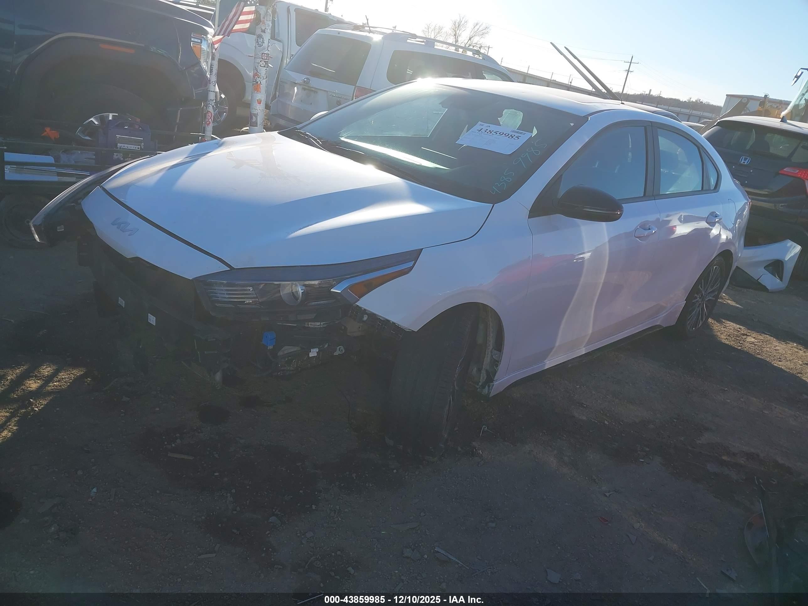 KIA FORTE image 2