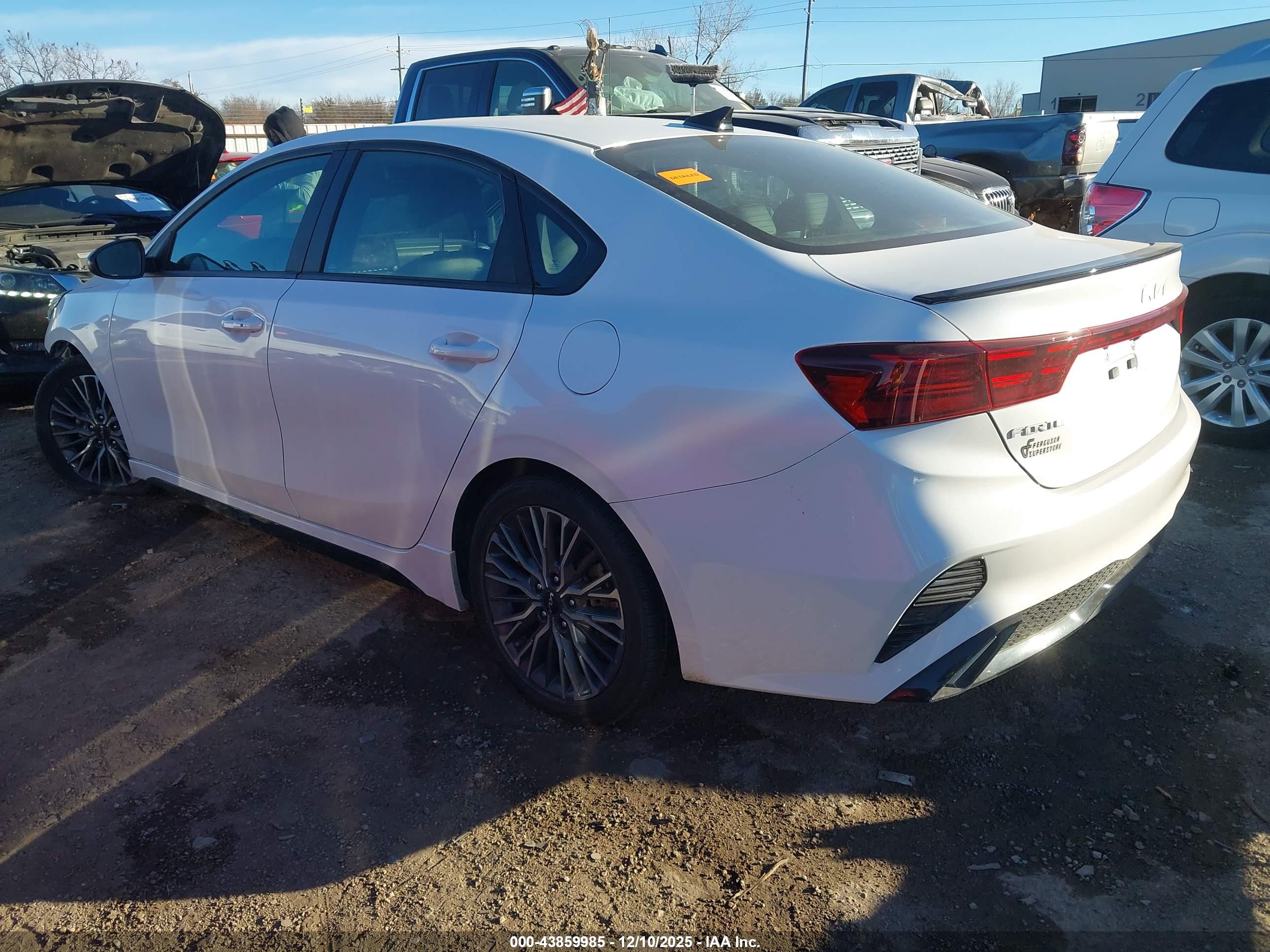 KIA FORTE image 3