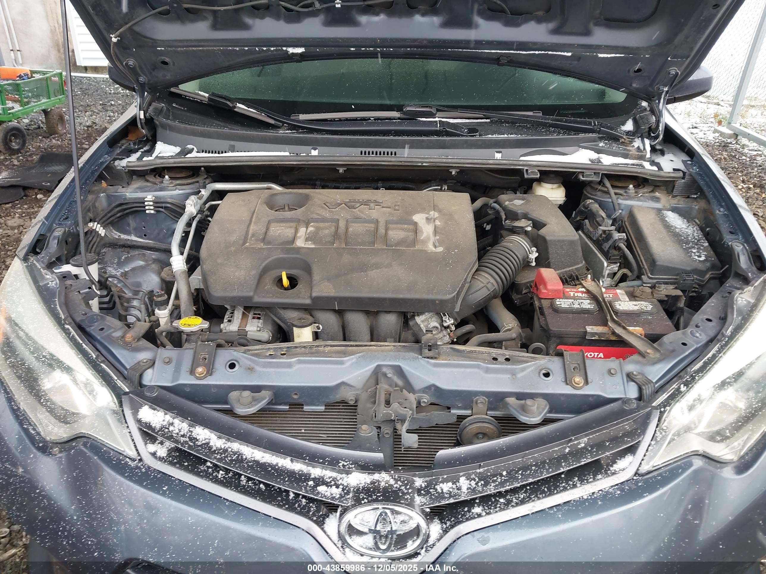 TOYOTA COROLLA image 10