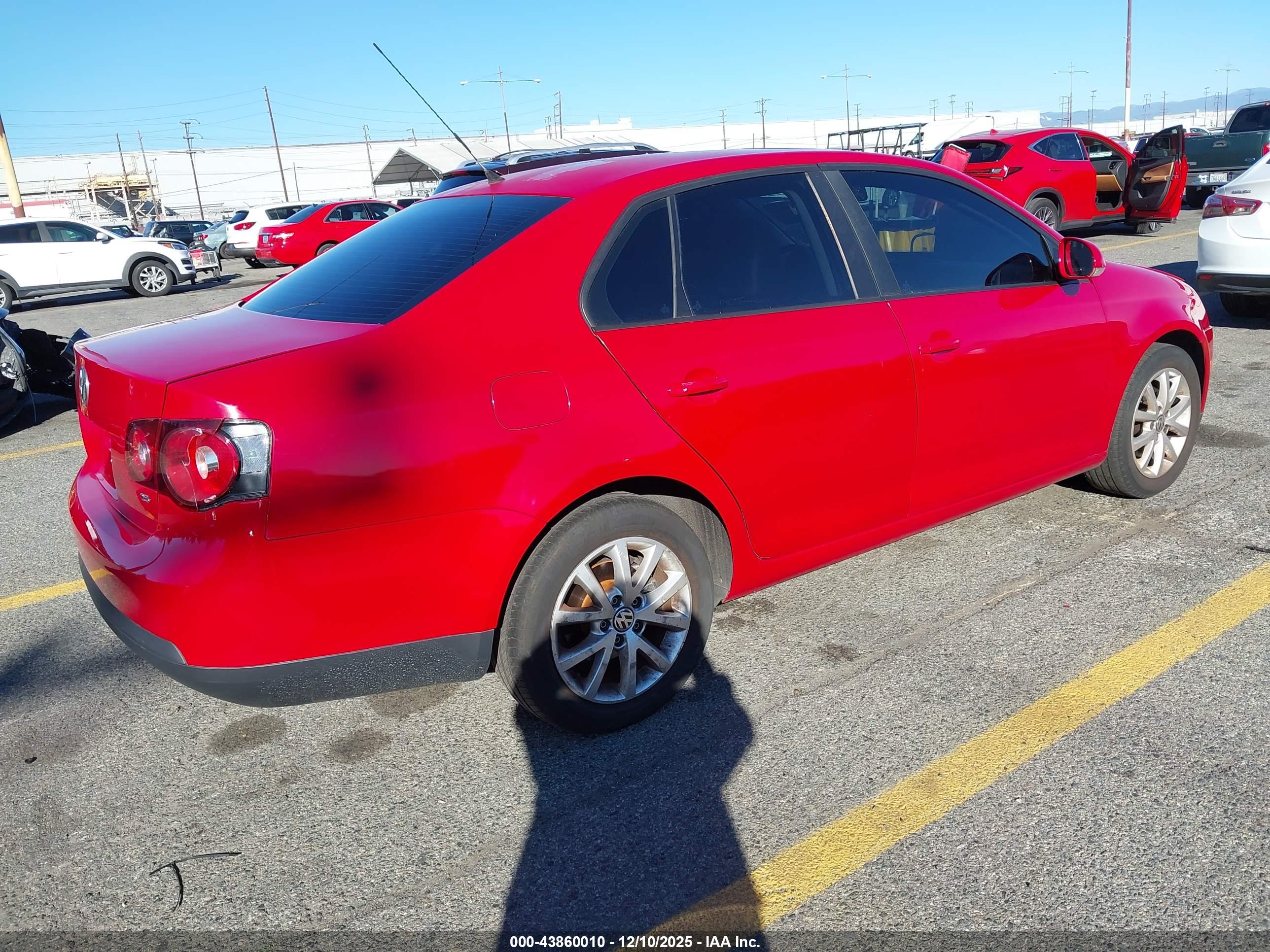 VOLKSWAGEN JETTA image 4