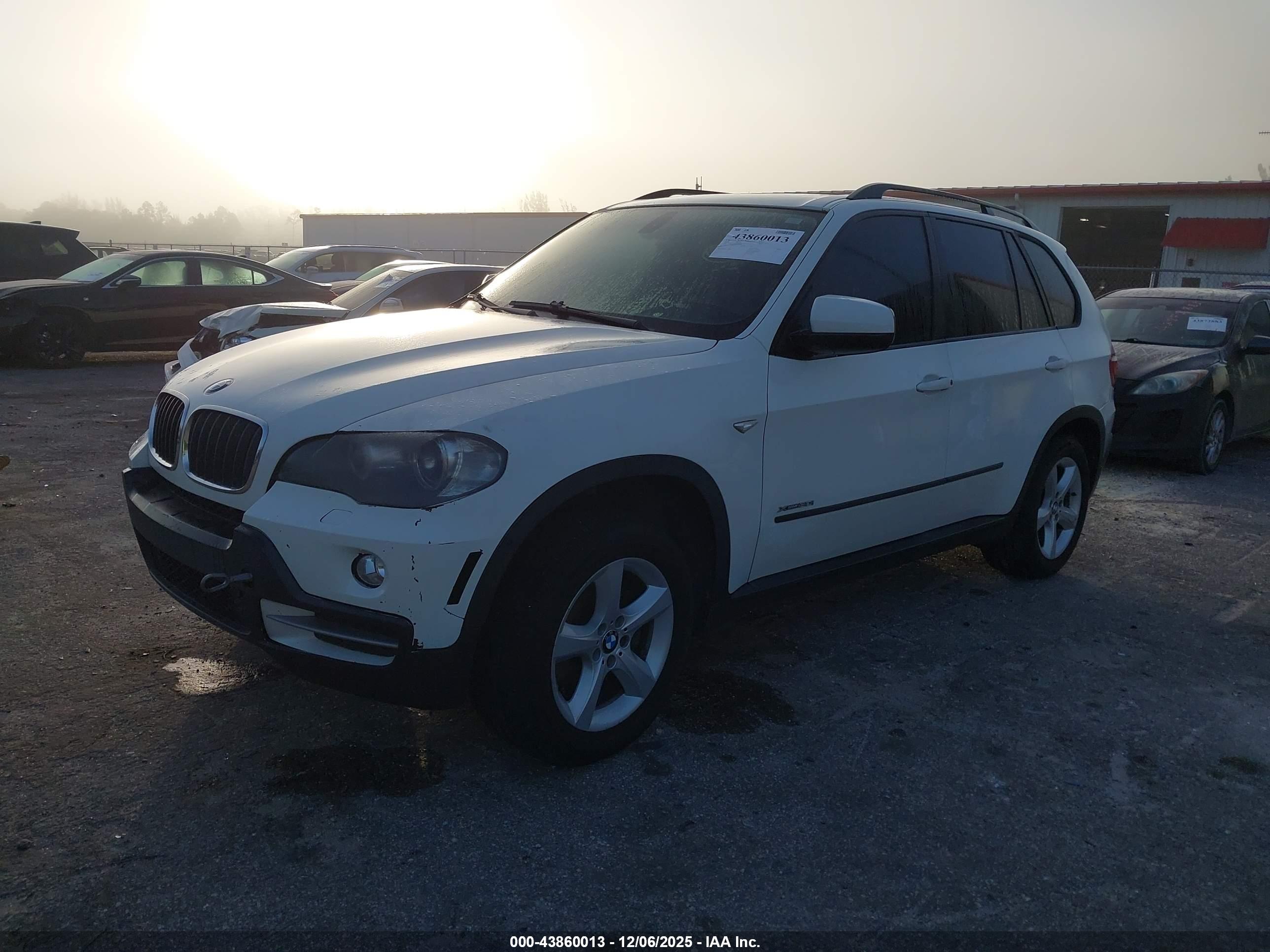 BMW X5 image 2