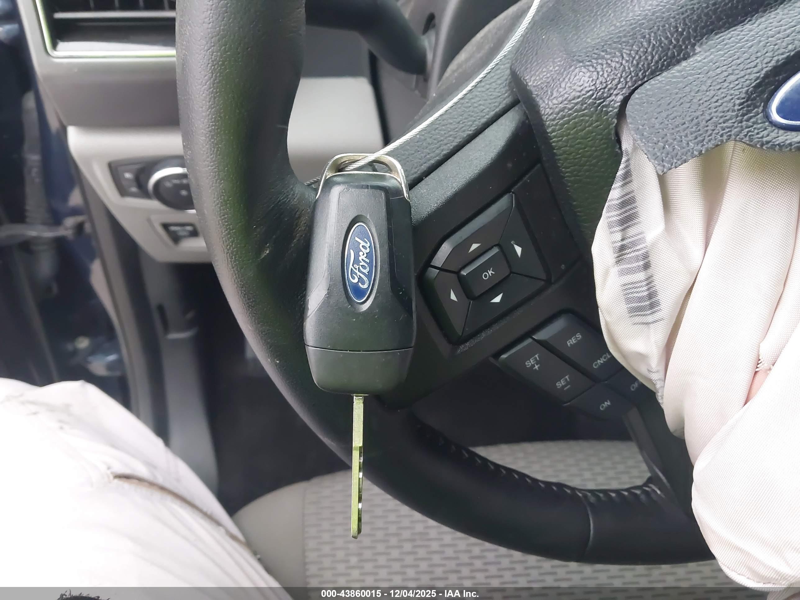 FORD F-150 image 11