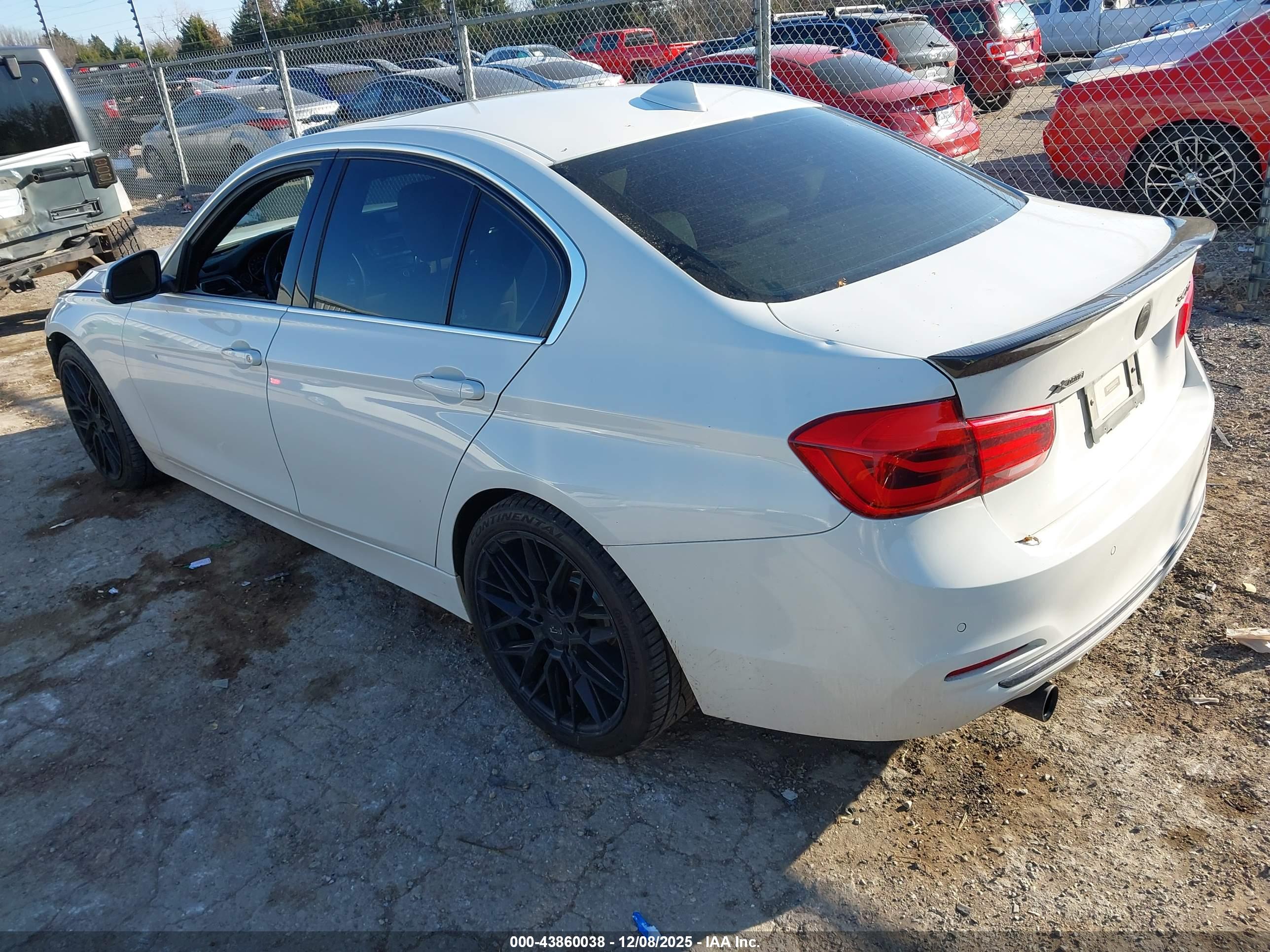BMW 340I image 3