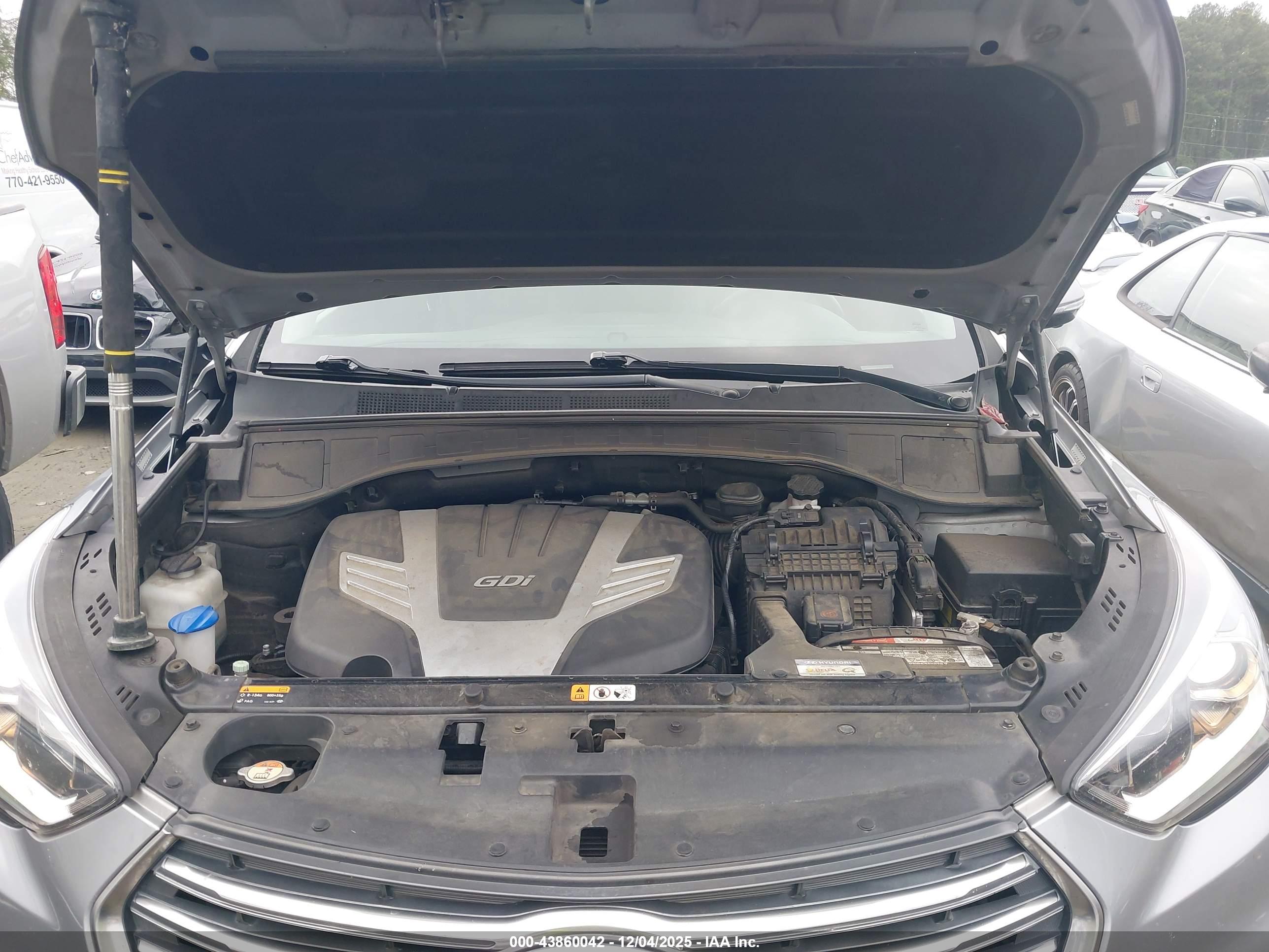 HYUNDAI SANTA image 10