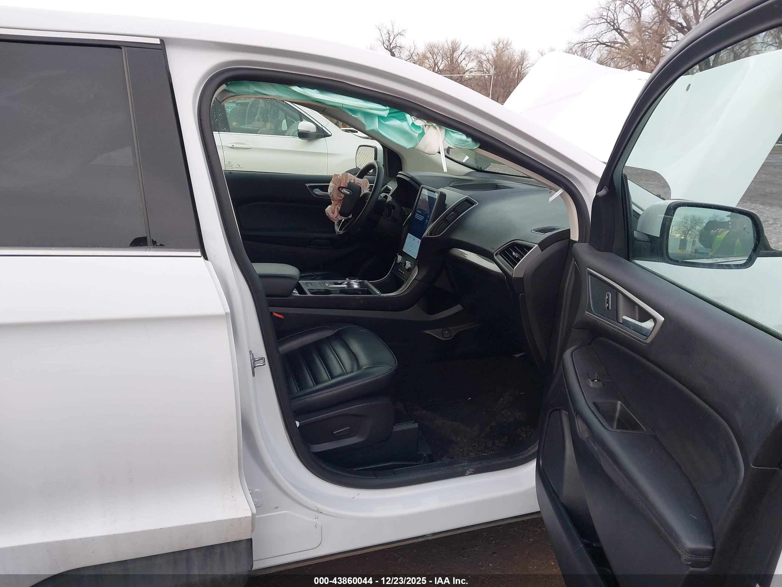 FORD EDGE image 5