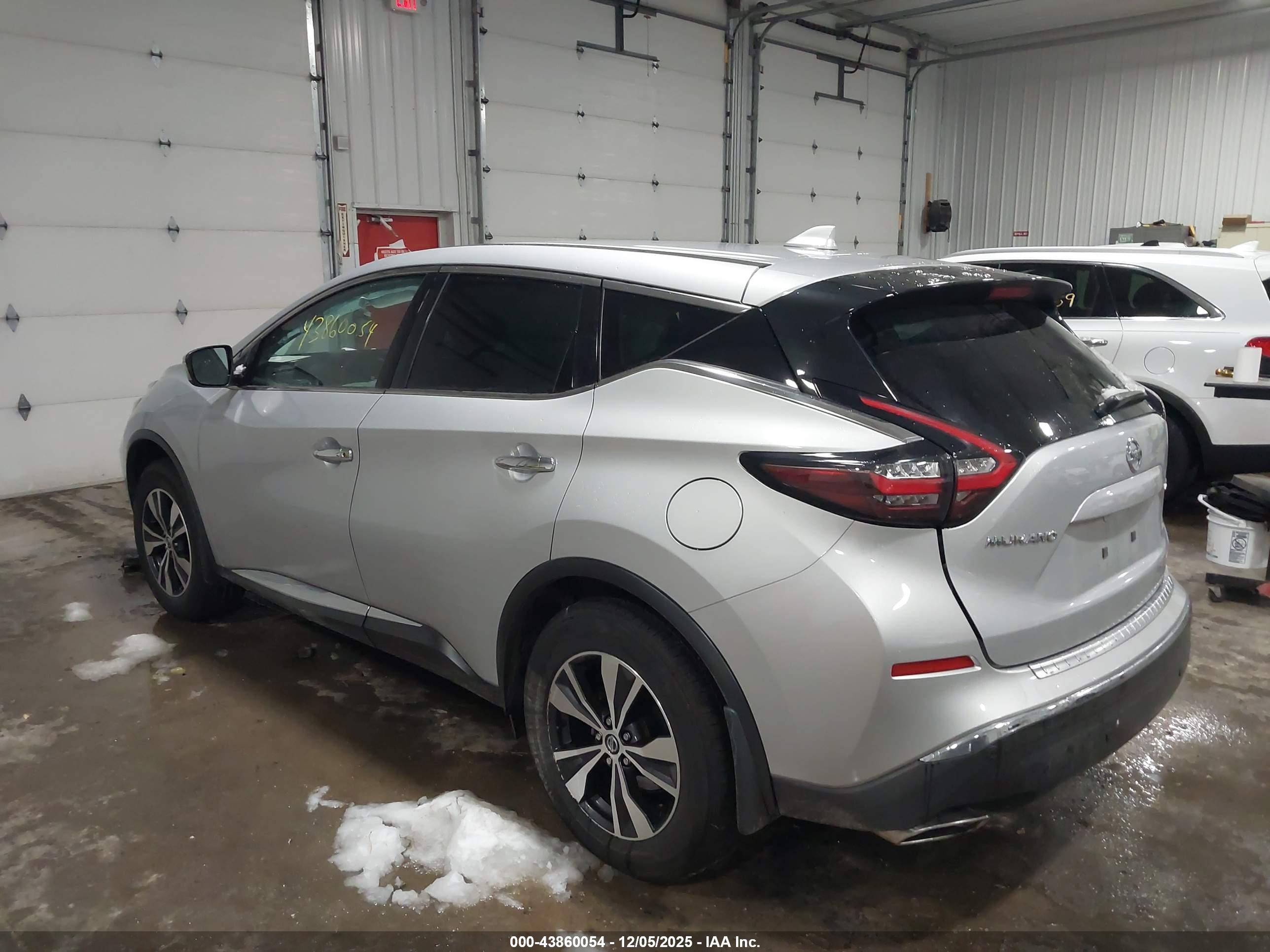NISSAN MURANO image 3
