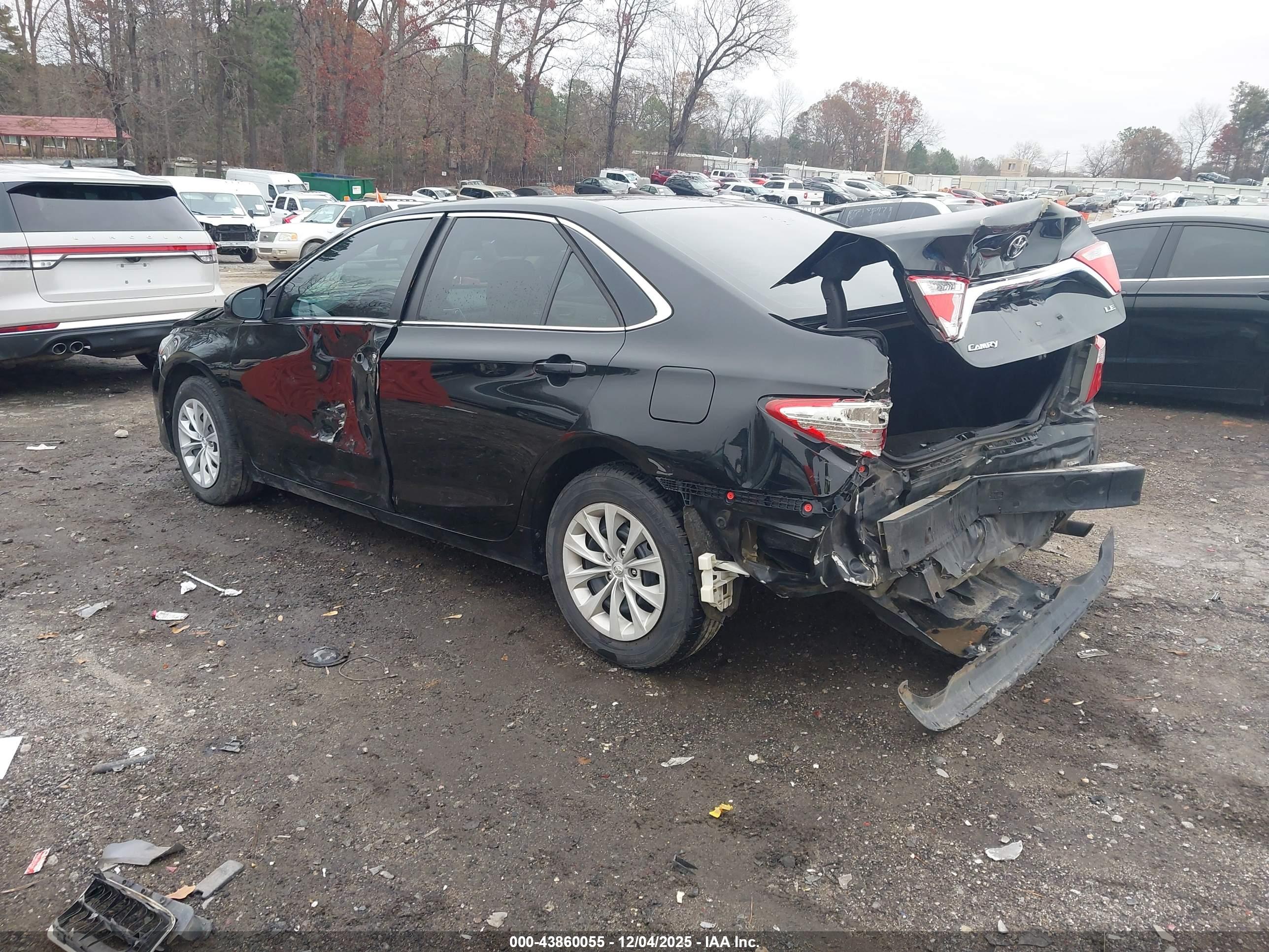 TOYOTA CAMRY image 3