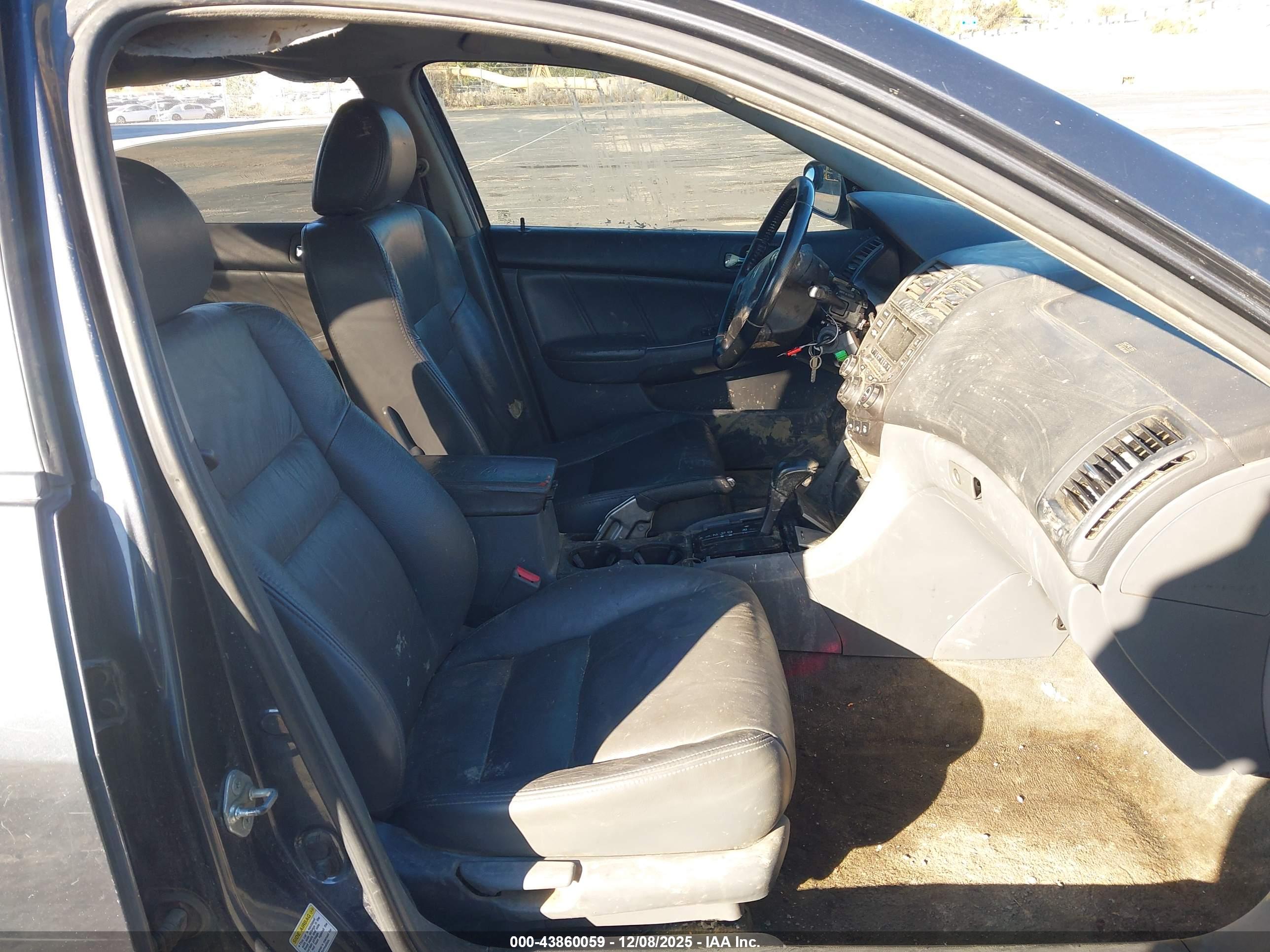 HONDA ACCORD image 5