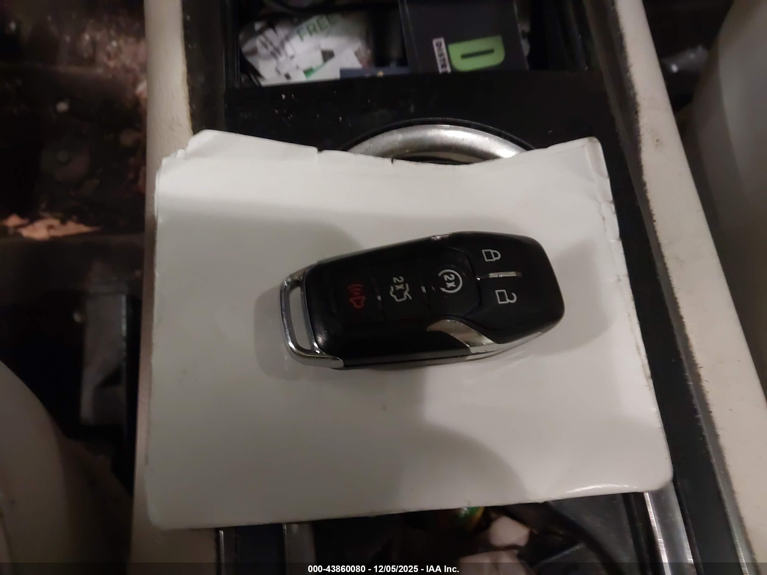LINCOLN MKC image 11
