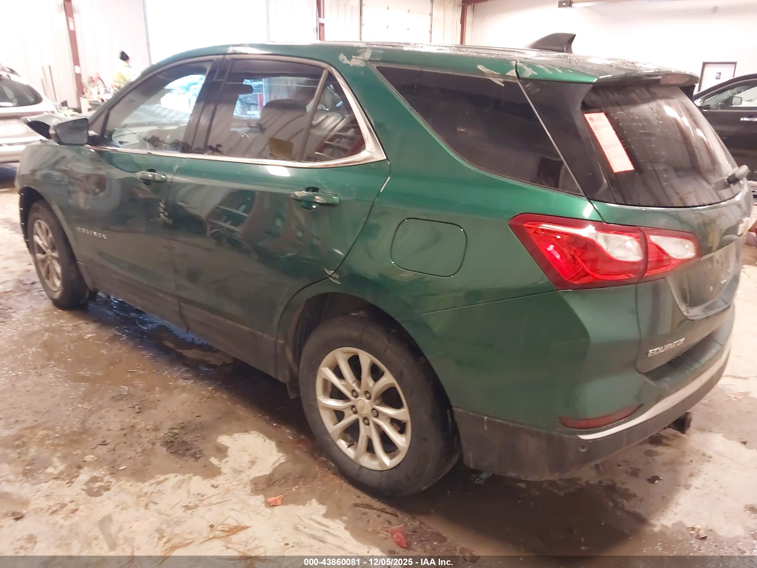 CHEVROLET EQUINOX image 3