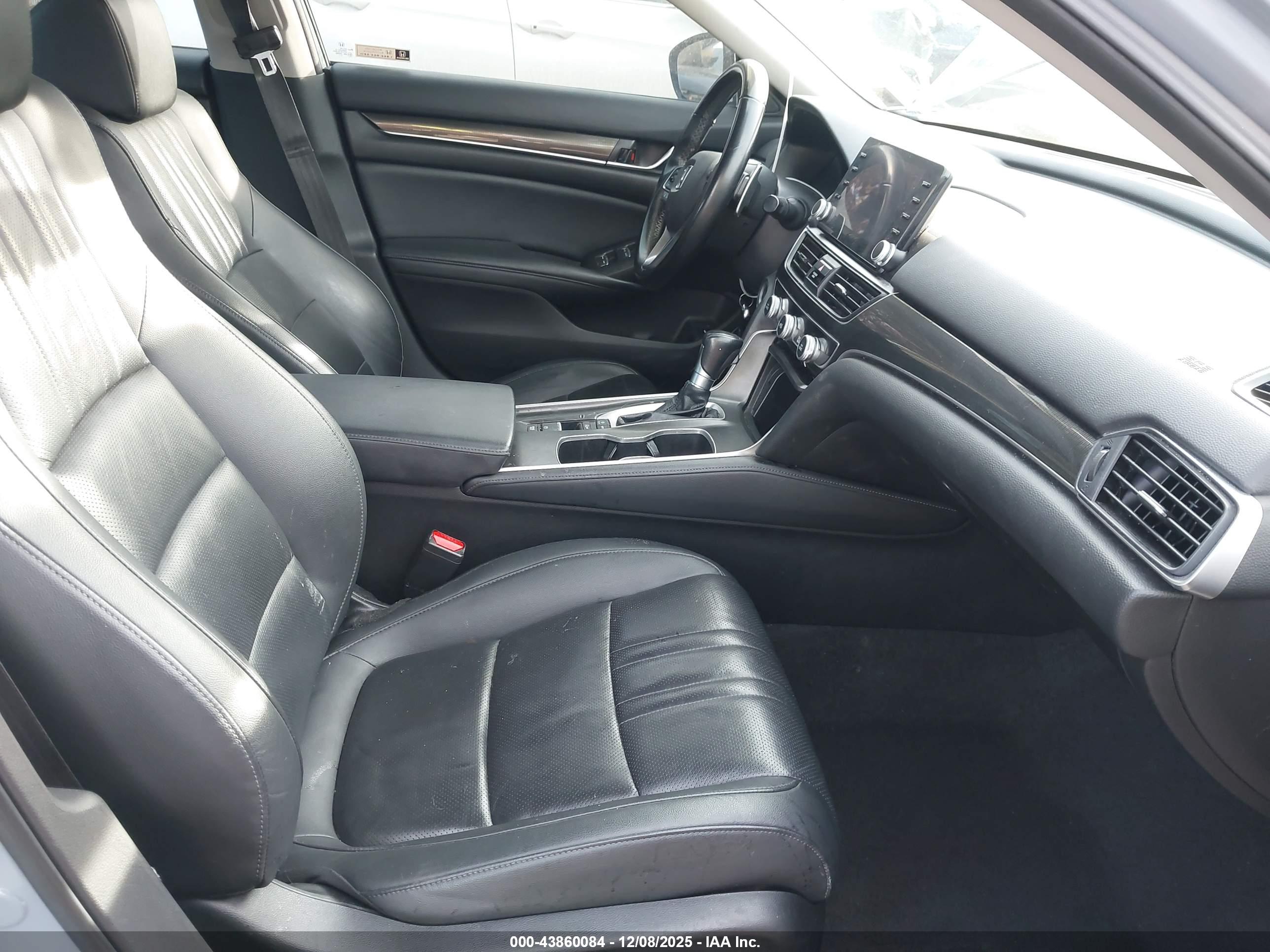 HONDA ACCORD image 5