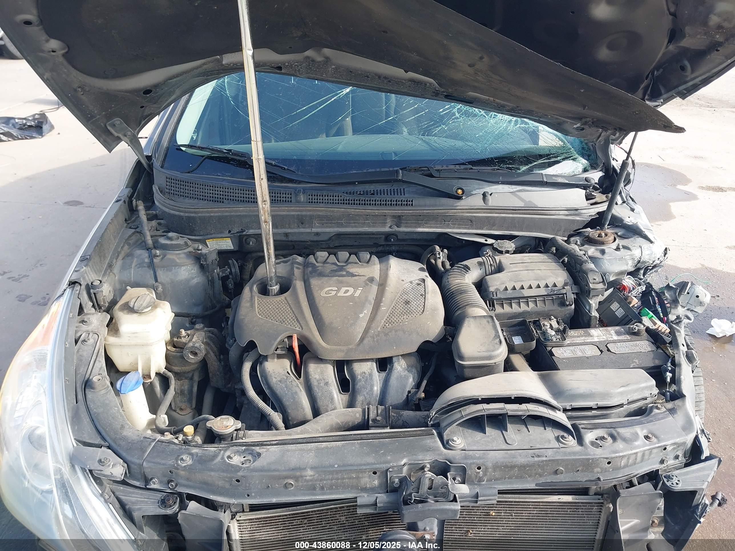 HYUNDAI SONATA image 10