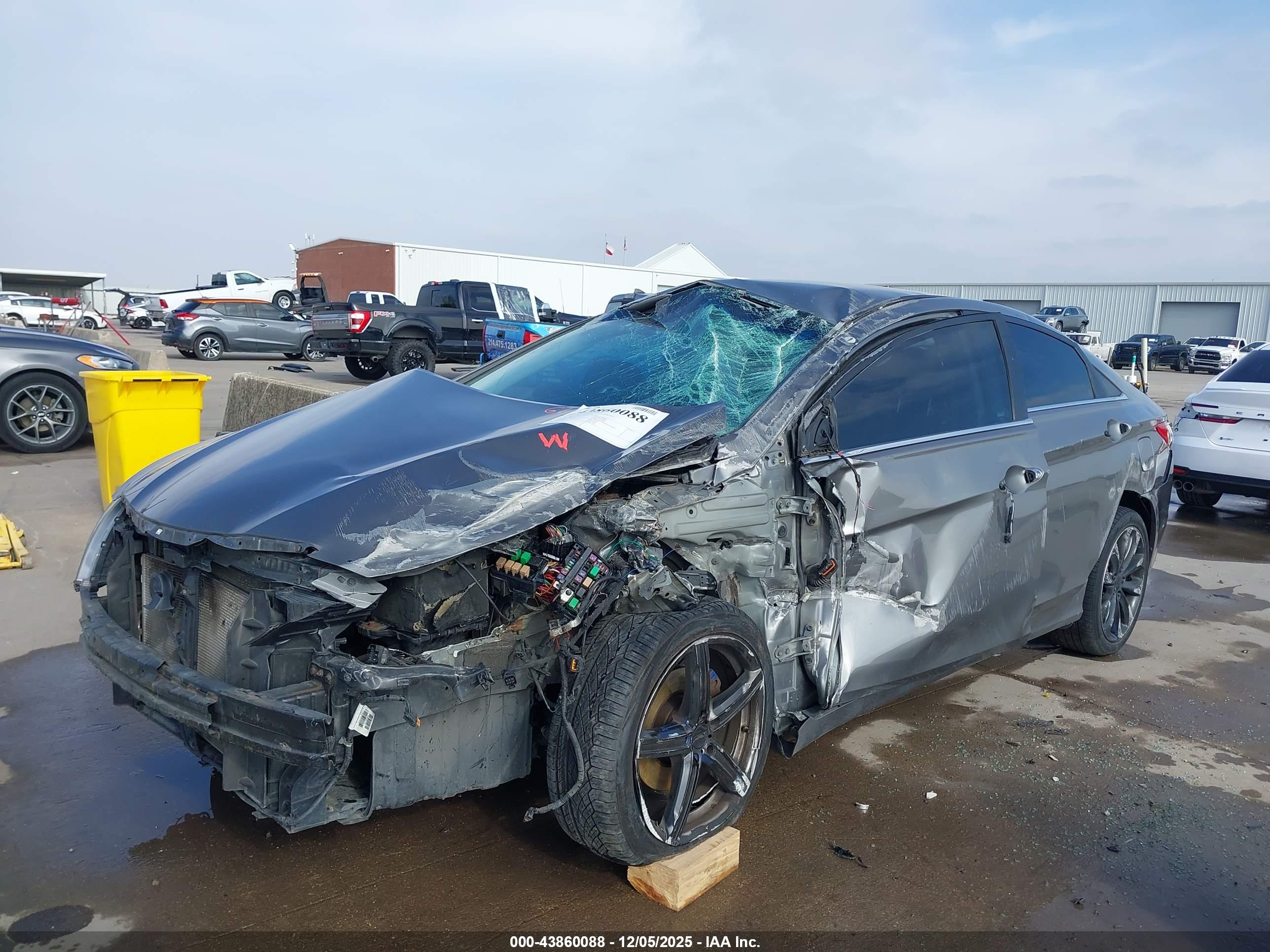HYUNDAI SONATA image 2