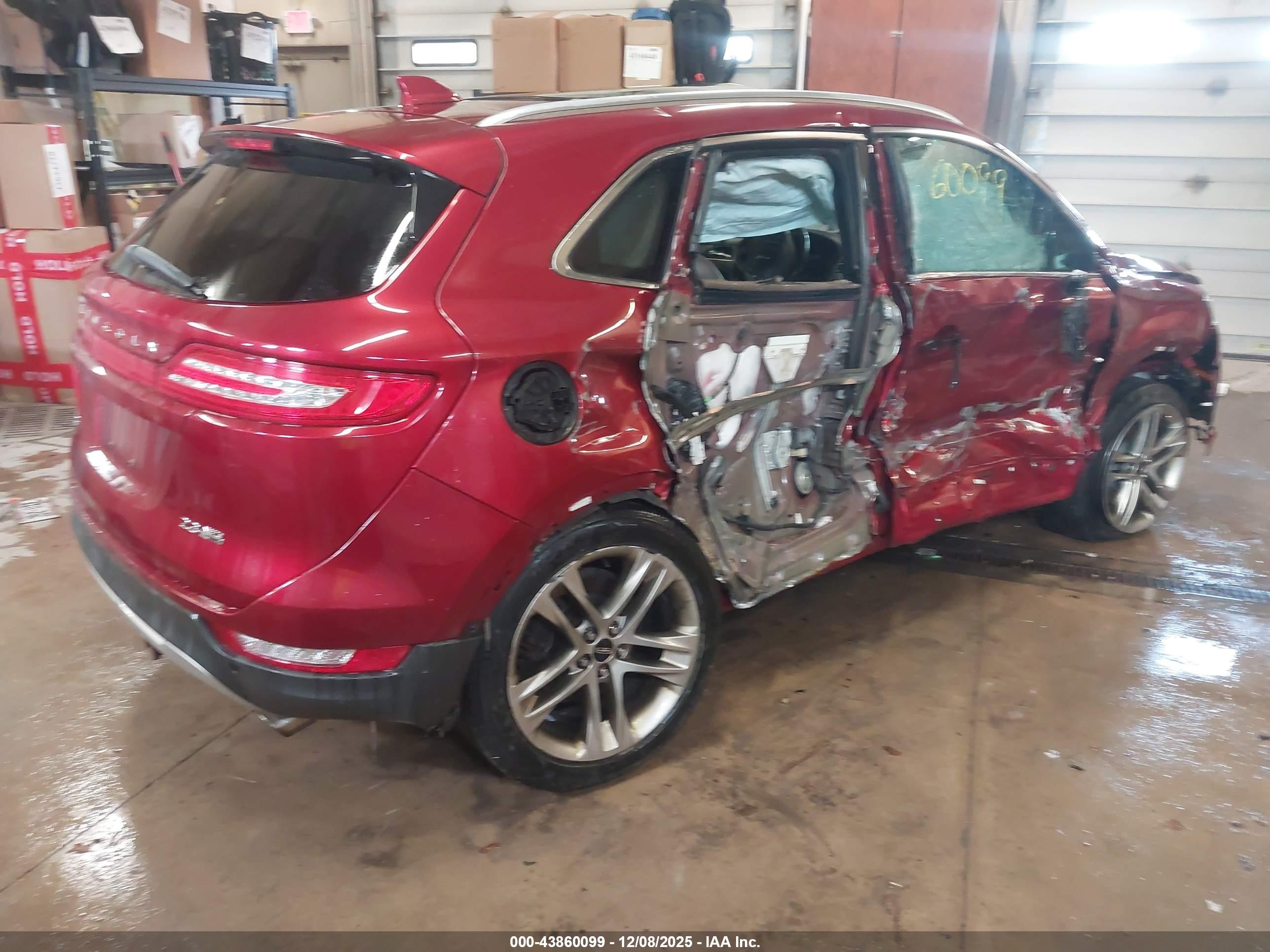 LINCOLN MKC image 4