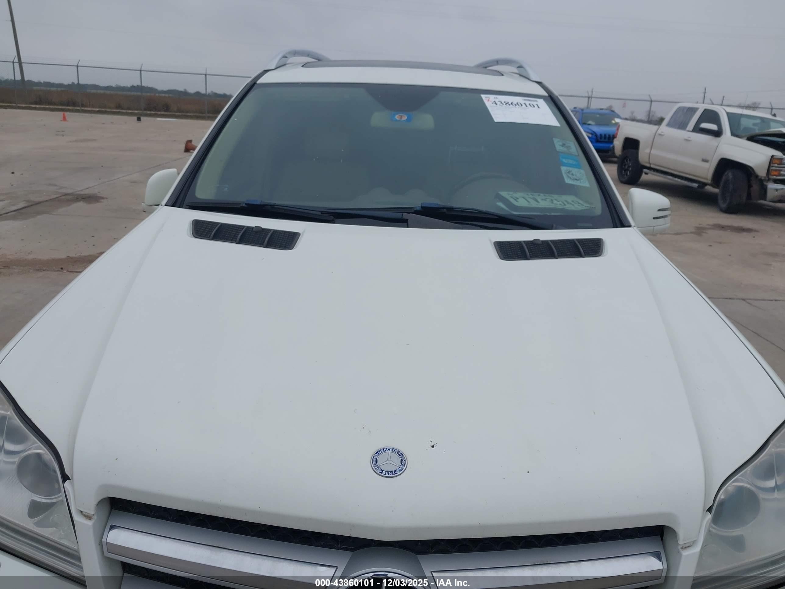 MERCEDES-BENZ GL image 6