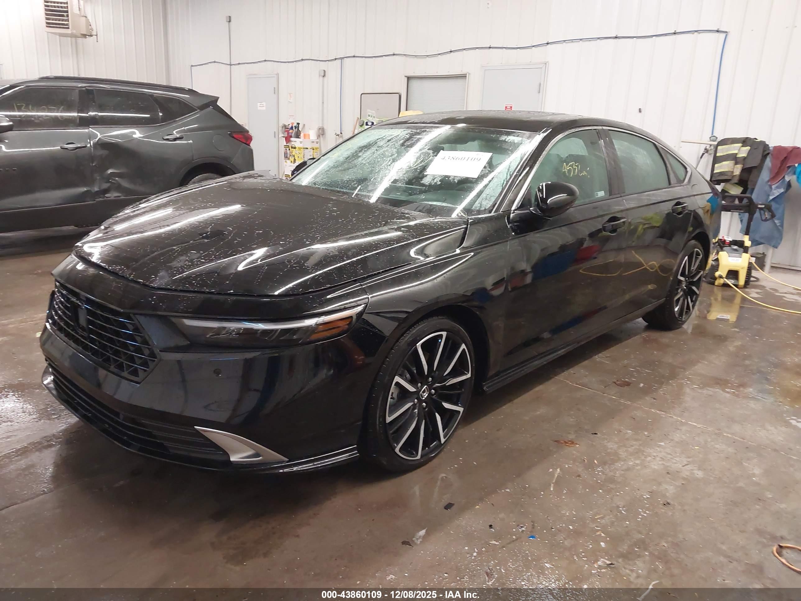 HONDA ACCORD image 2