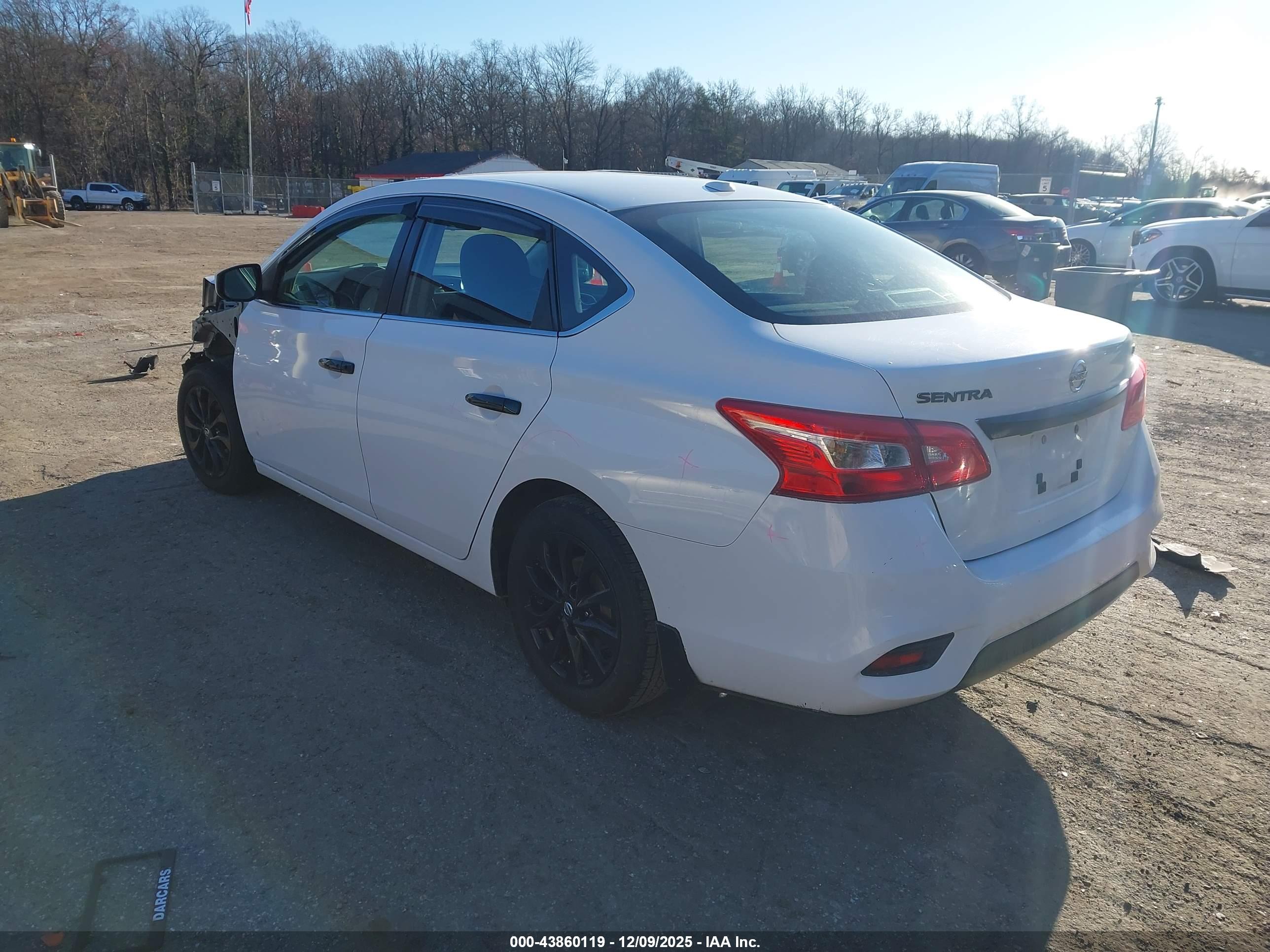 NISSAN SENTRA image 3