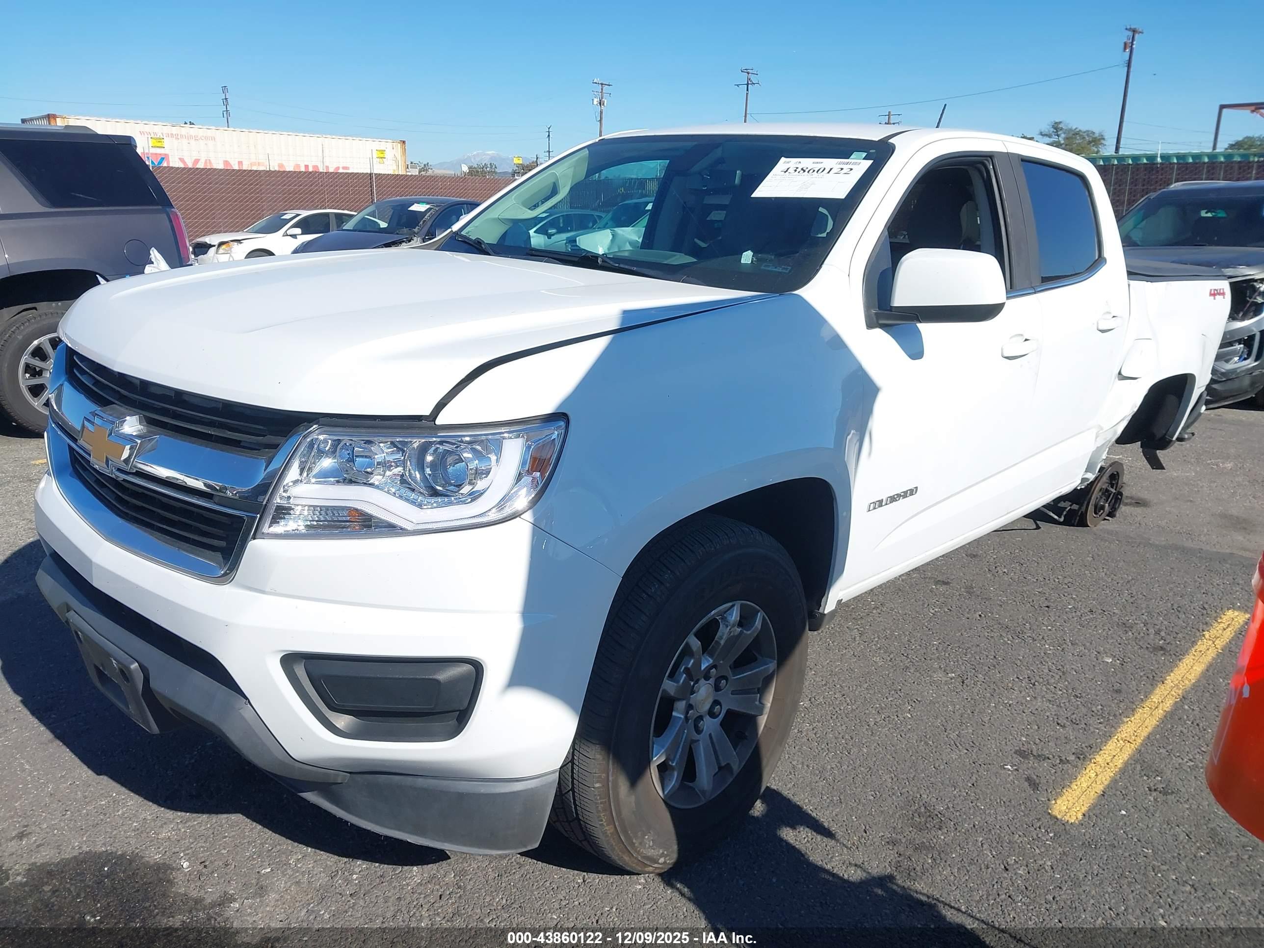 CHEVROLET COLORADO image 2