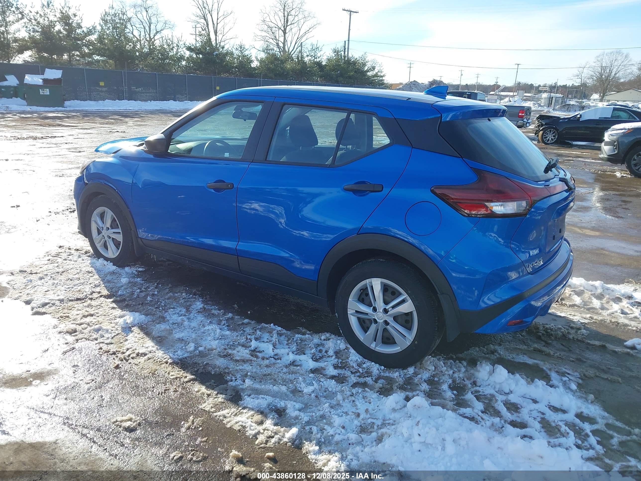 NISSAN KICKS image 3