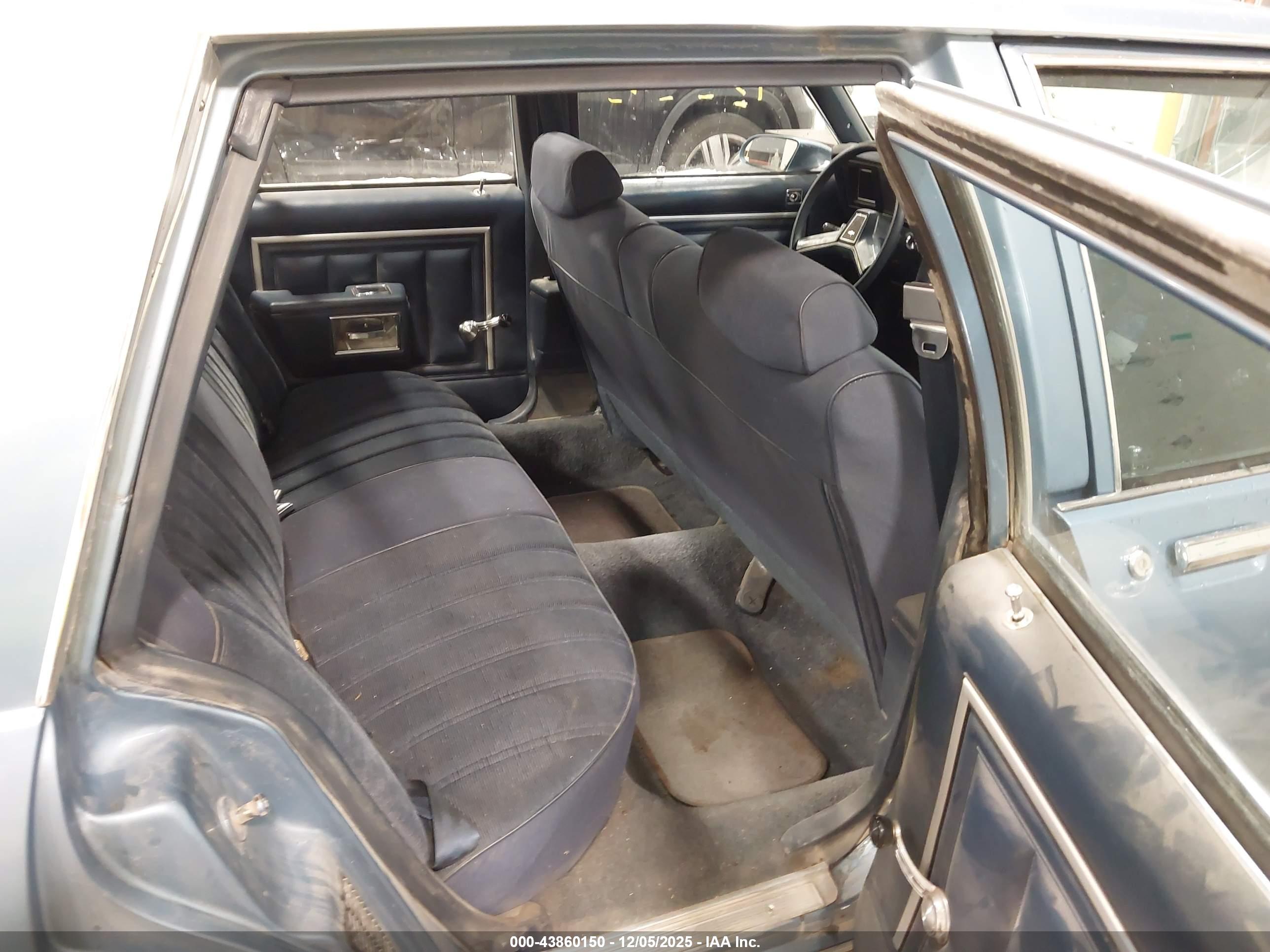 CHEVROLET CAPRICE image 8