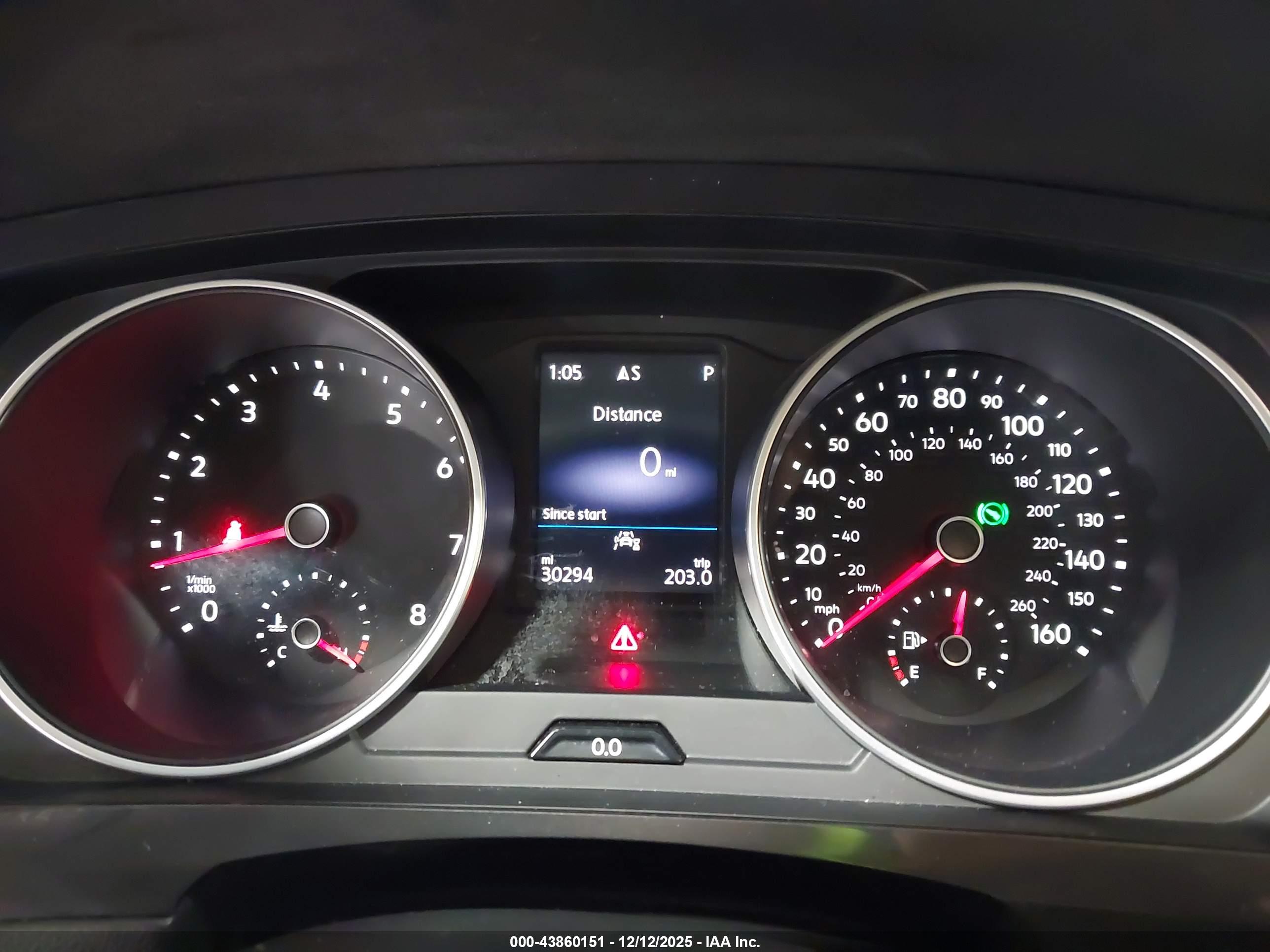 VOLKSWAGEN TIGUAN image 7