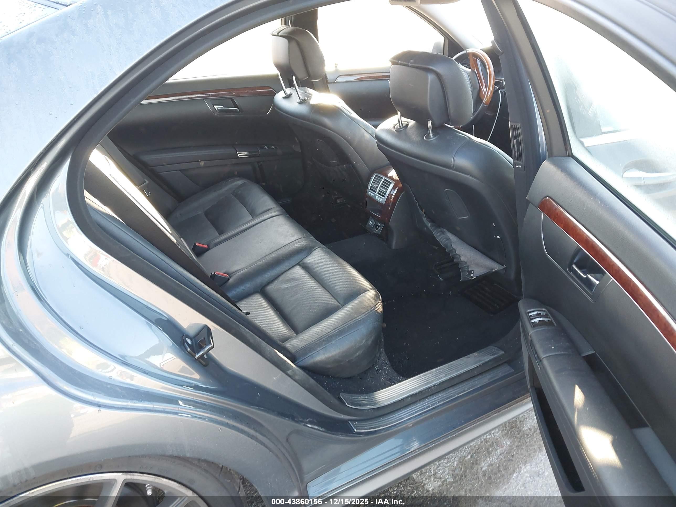 MERCEDES-BENZ S image 8