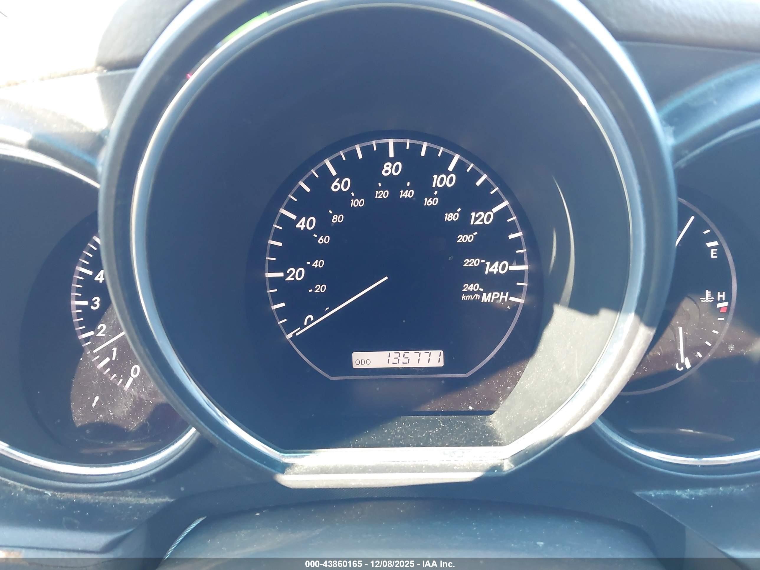 LEXUS RX image 7