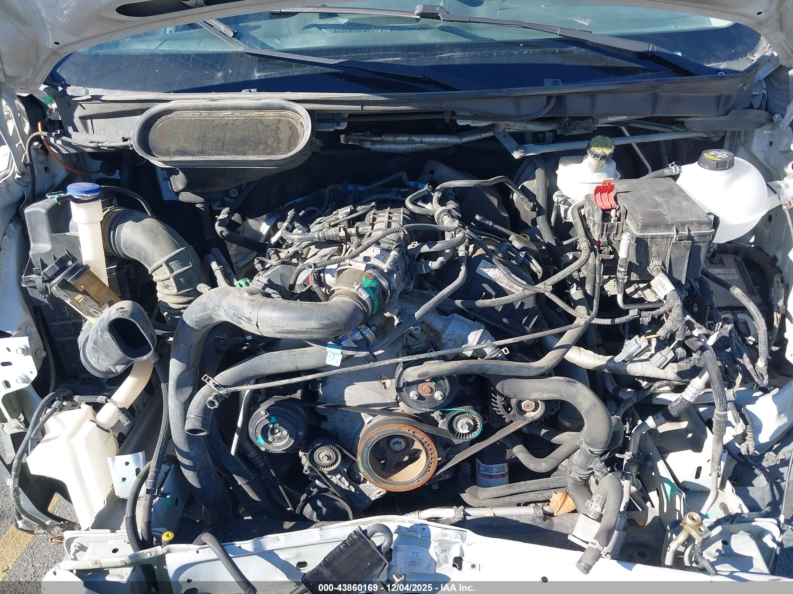 FORD TRANSIT-350 image 10