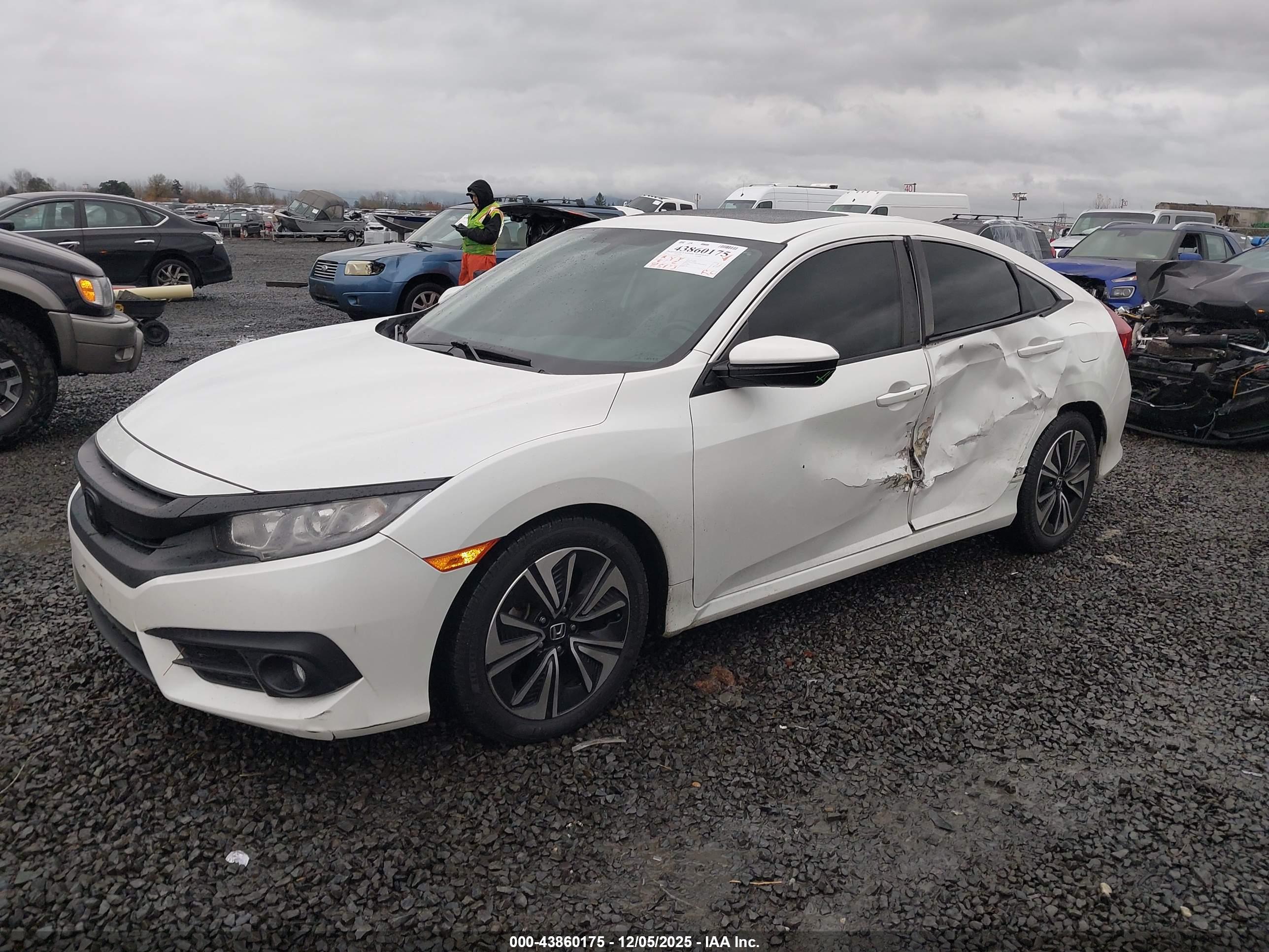 HONDA CIVIC image 2