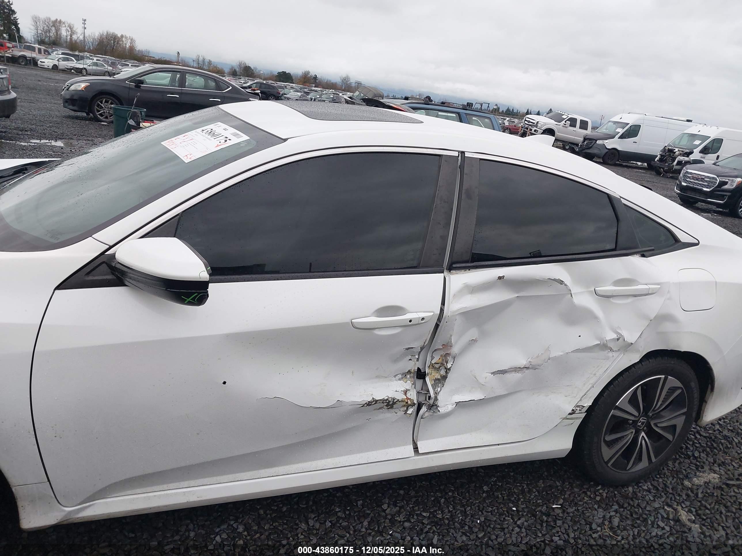 HONDA CIVIC image 6