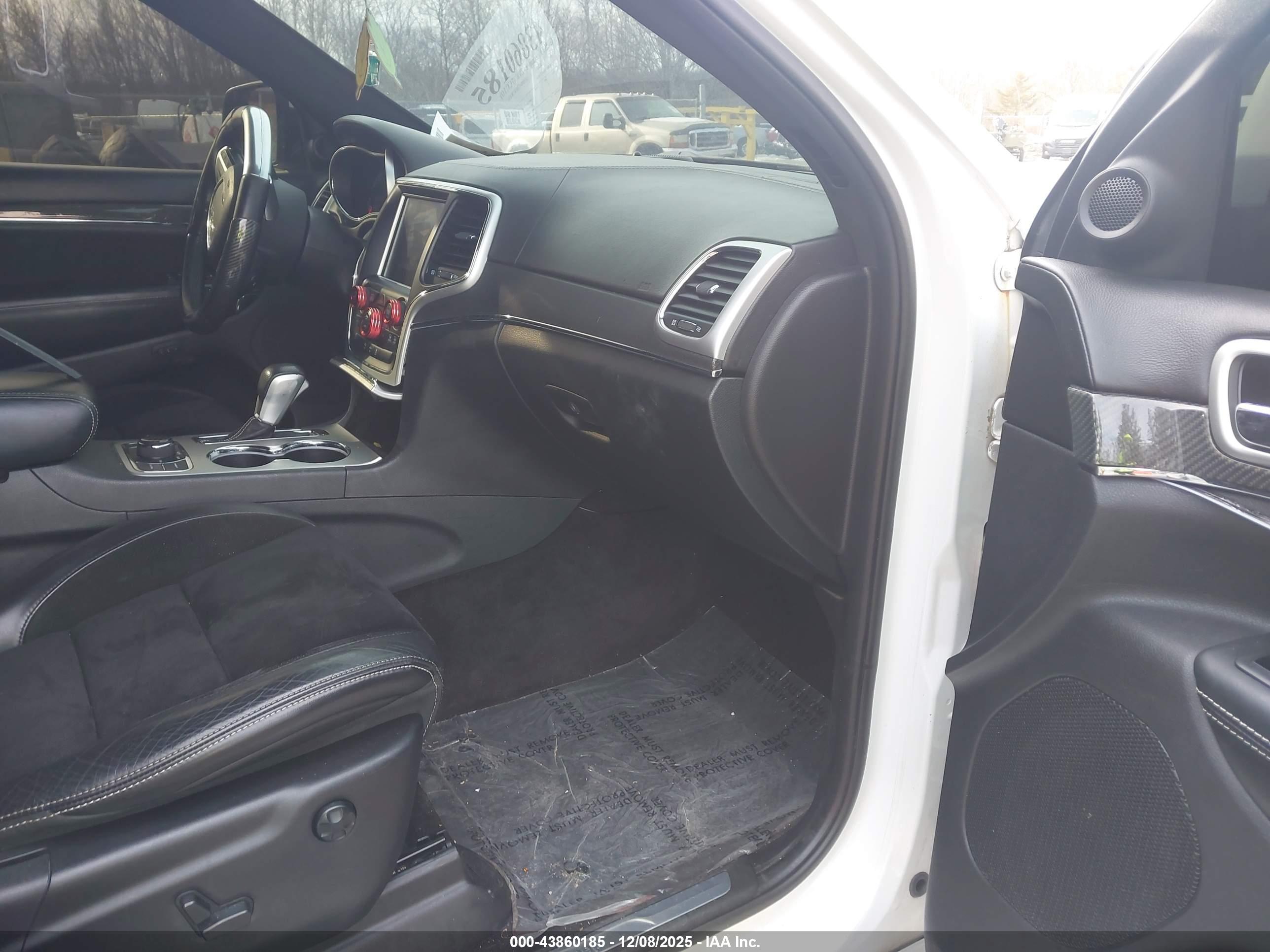 JEEP GRAND image 5