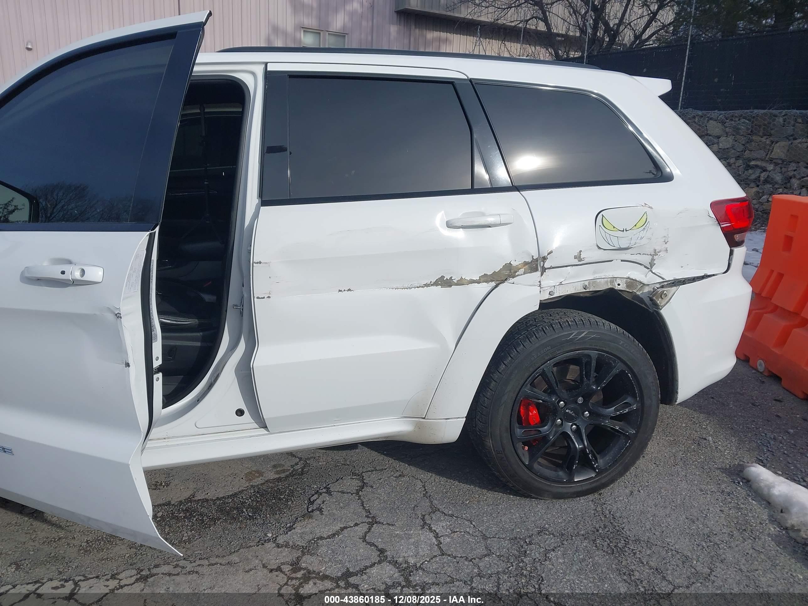 JEEP GRAND image 6
