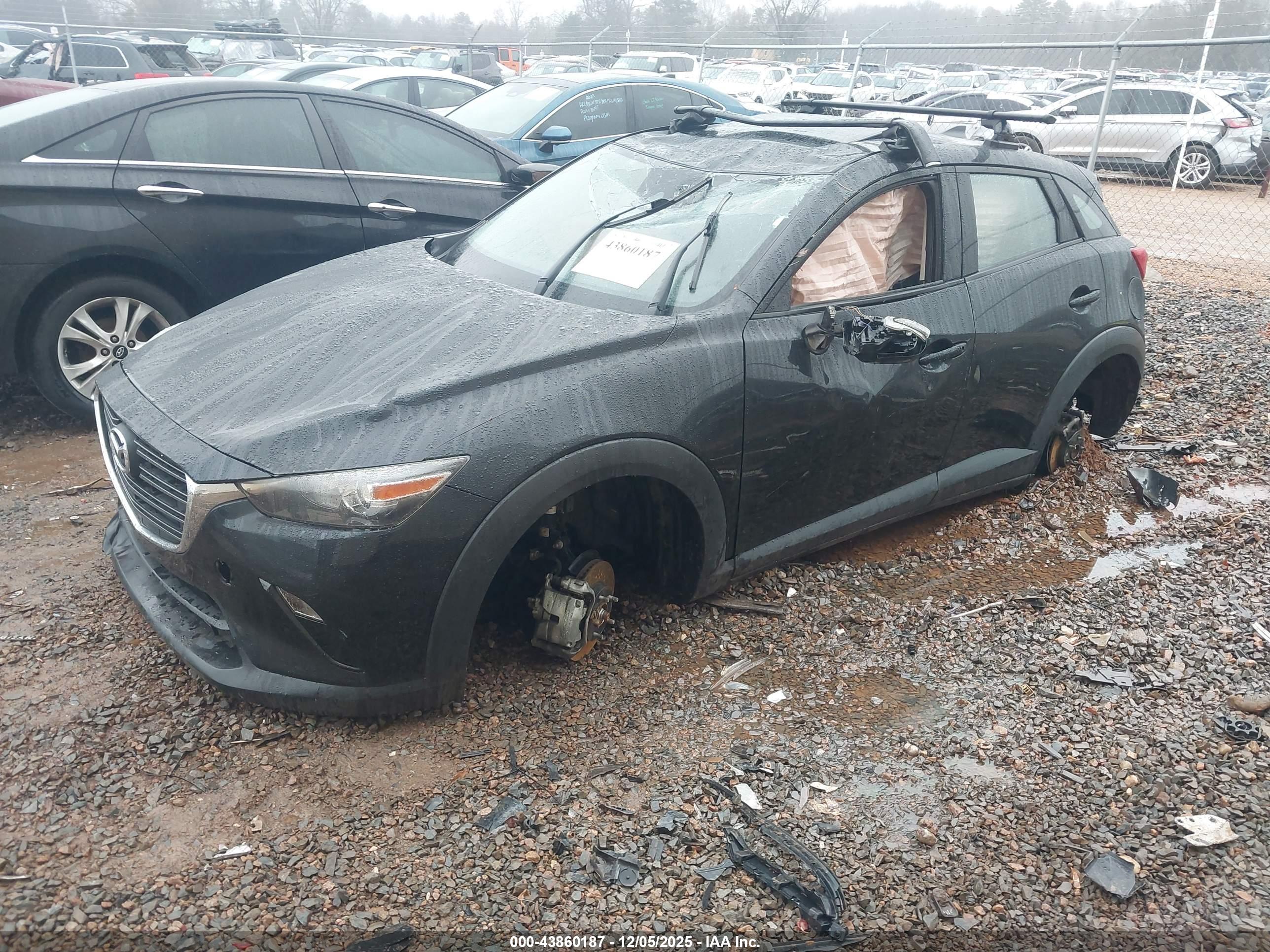 MAZDA CX-3 image 2