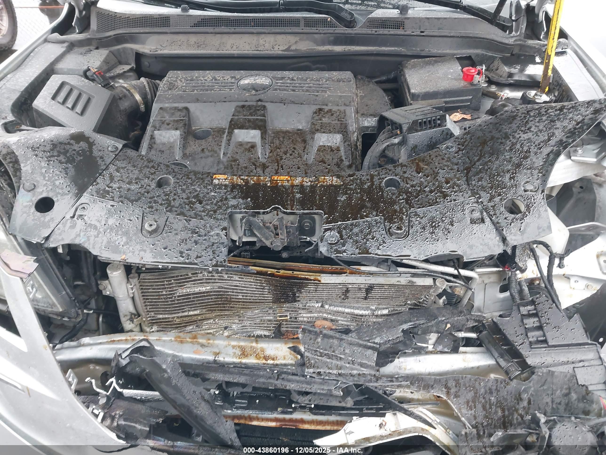 GMC TERRAIN image 10
