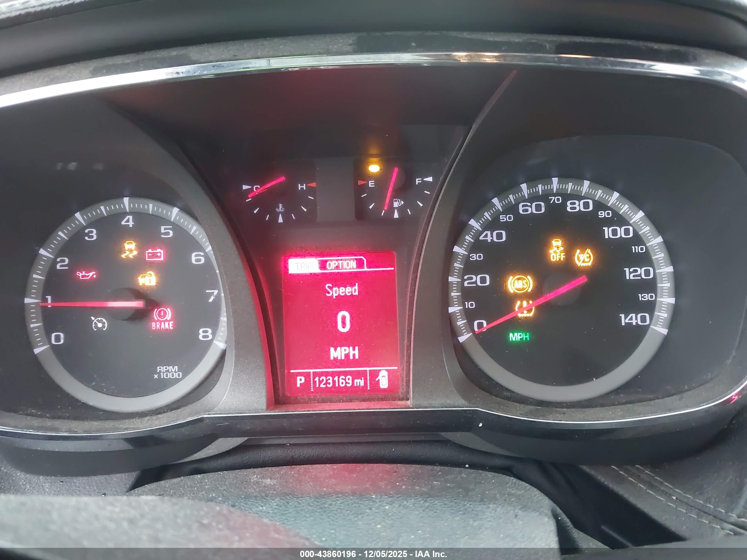 GMC TERRAIN image 7