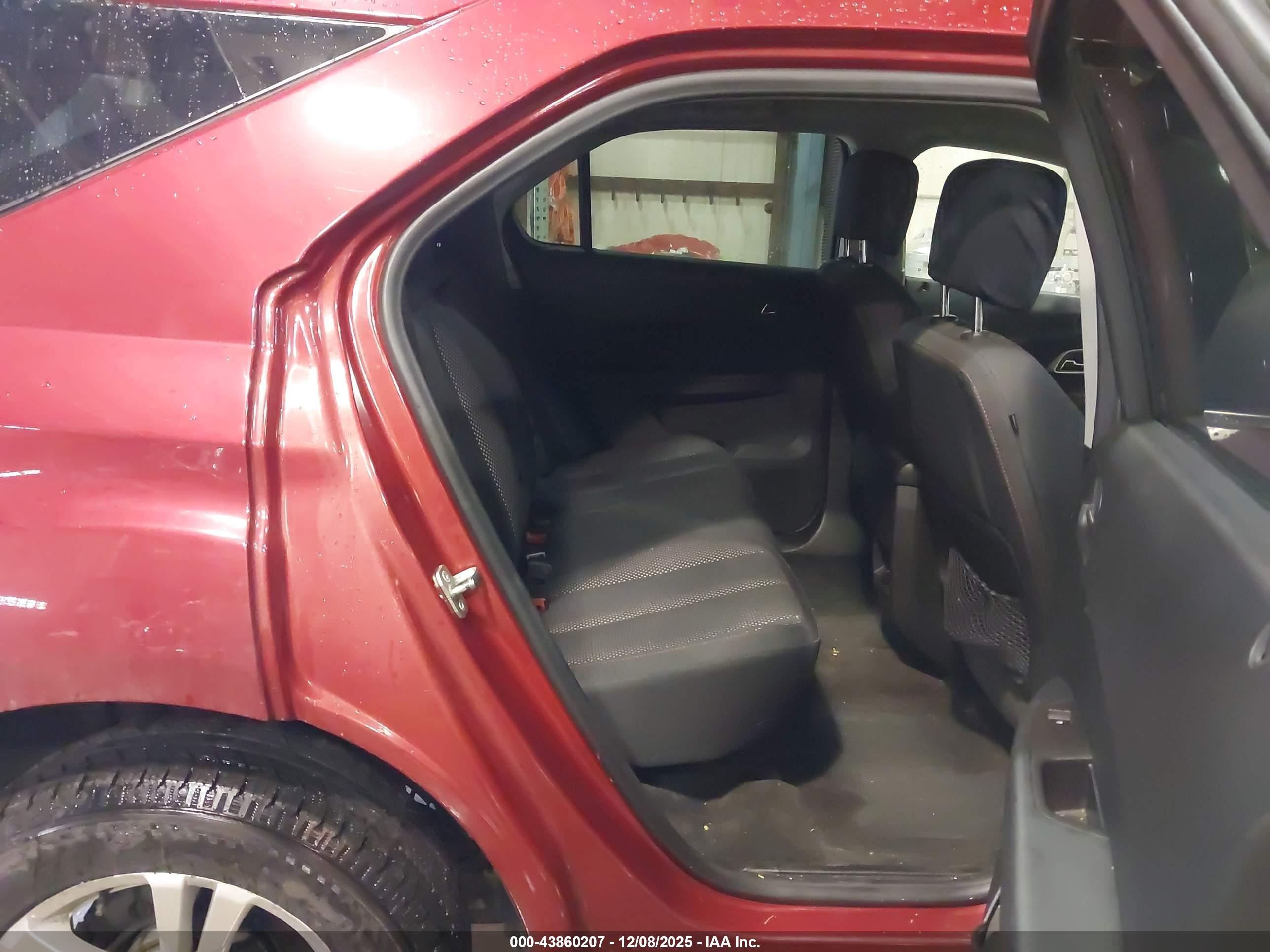 CHEVROLET EQUINOX image 8