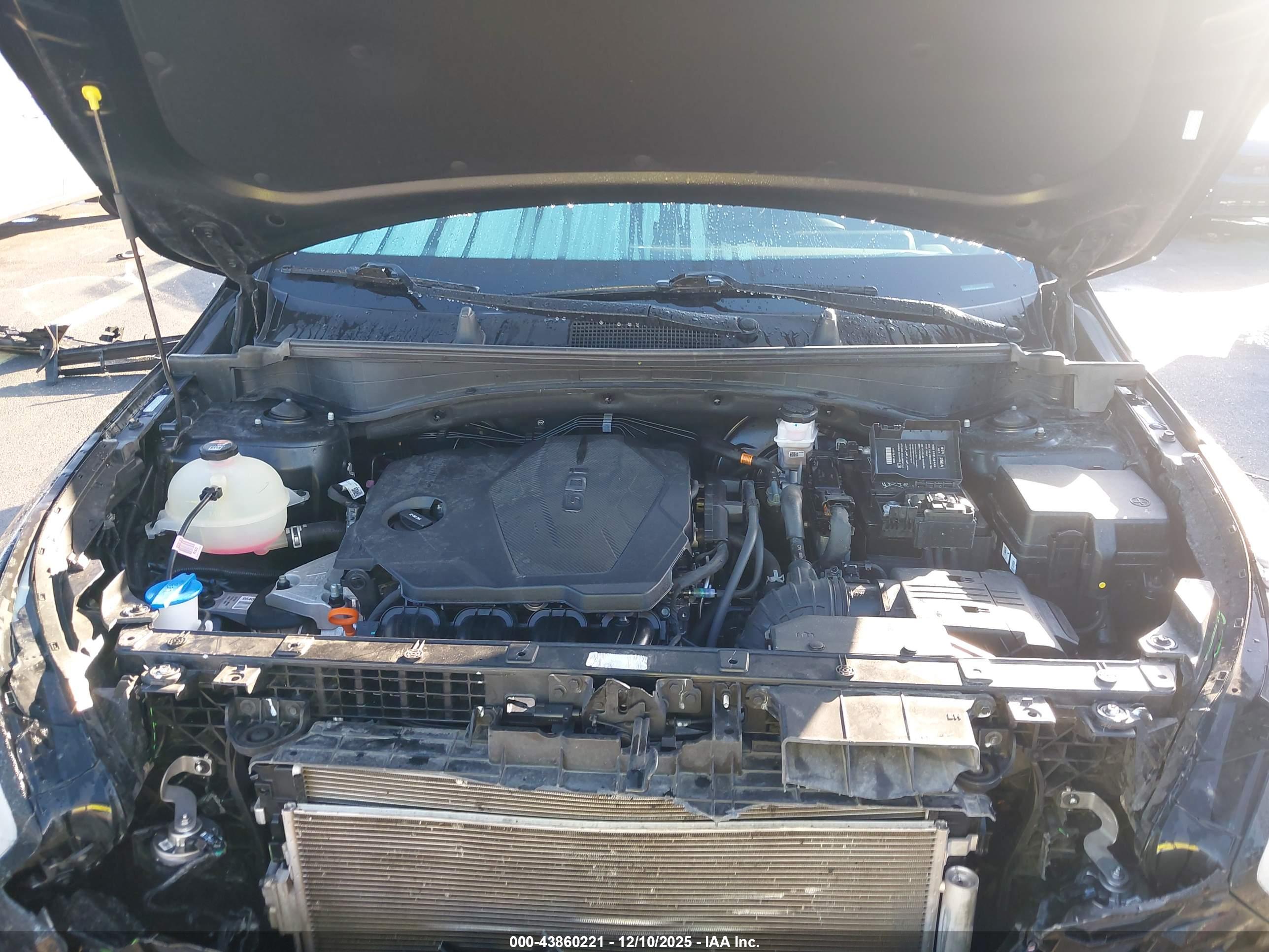 KIA SPORTAGE image 10