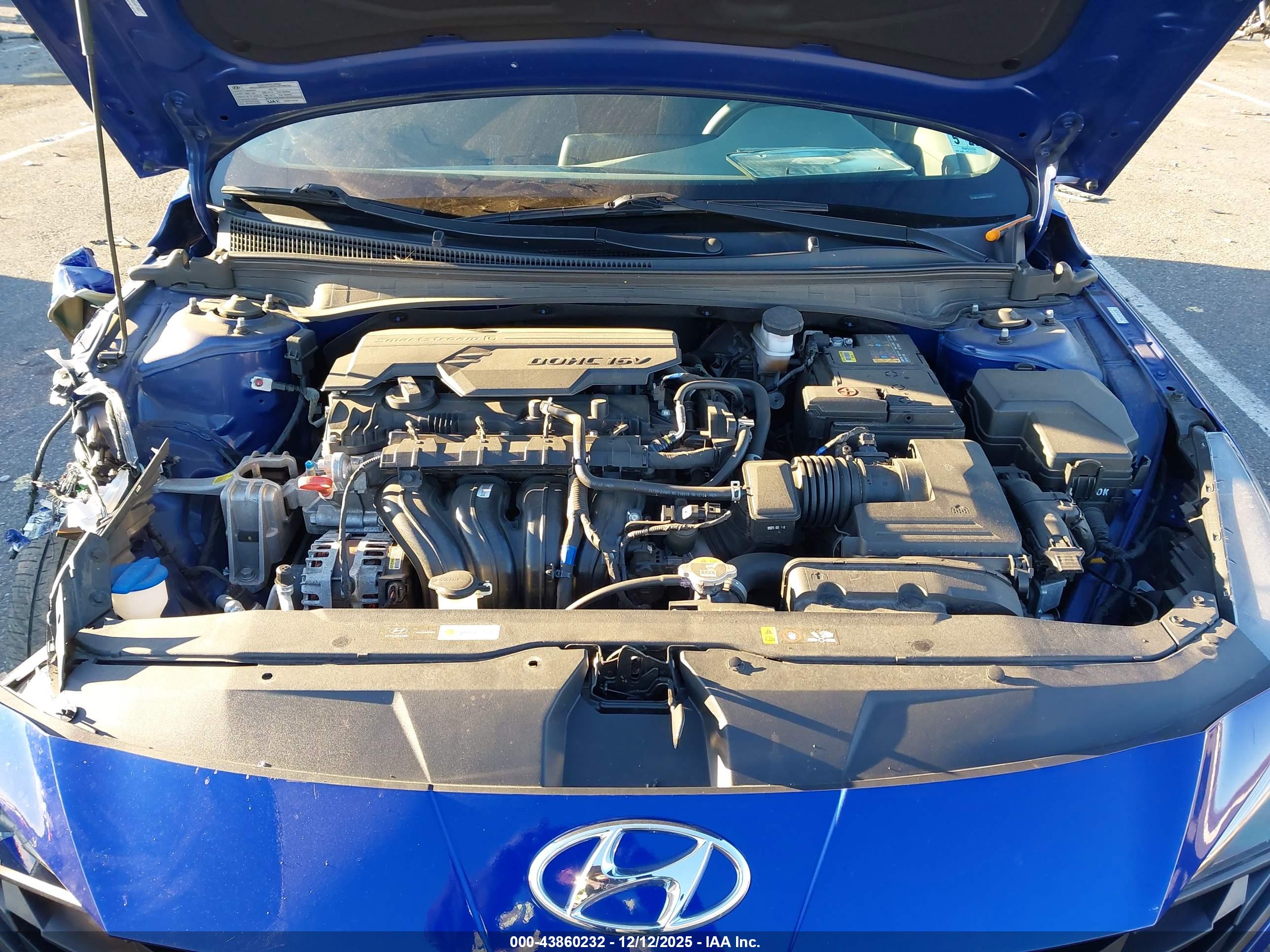 HYUNDAI ELANTRA image 10