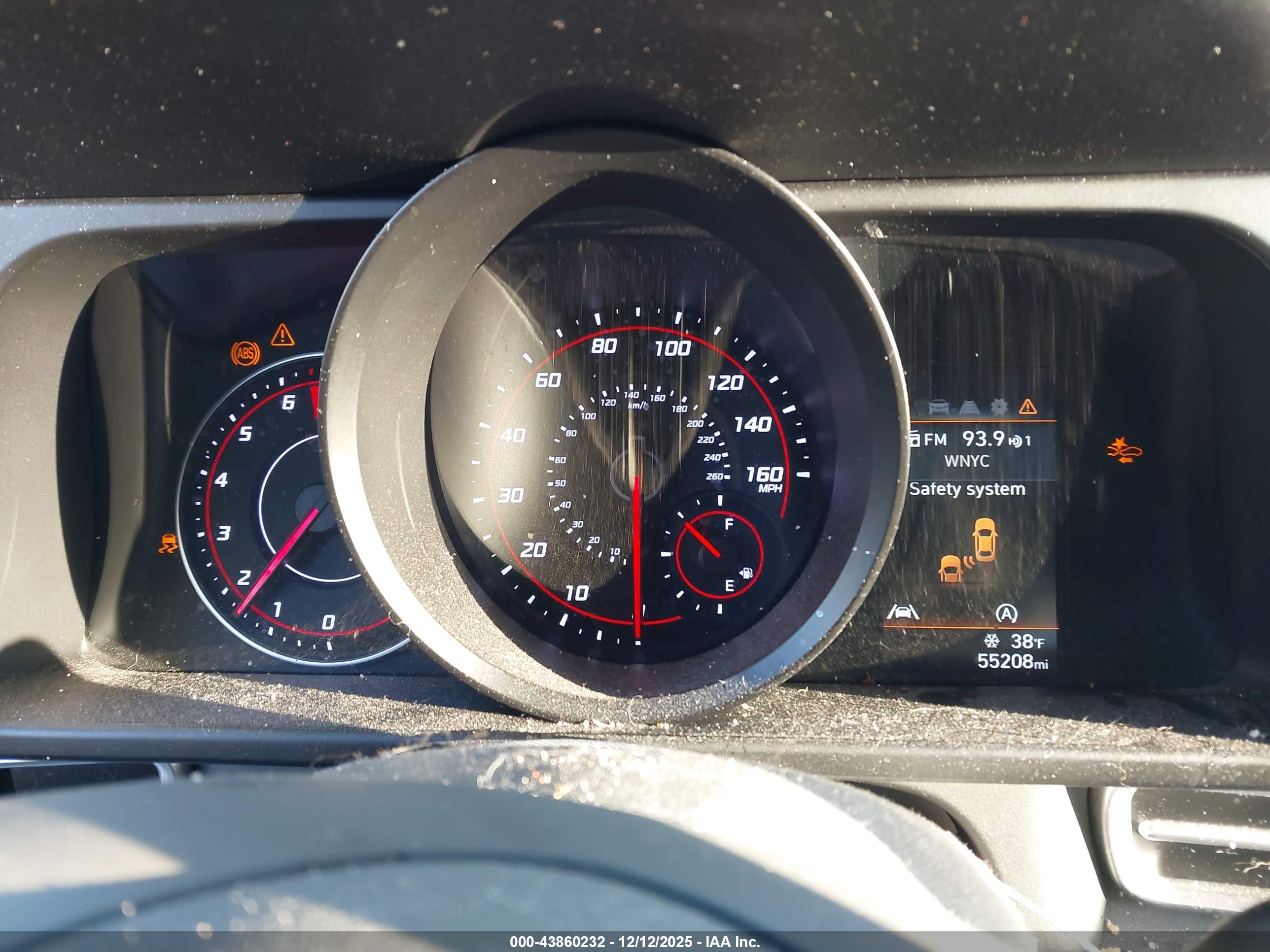 HYUNDAI ELANTRA image 7