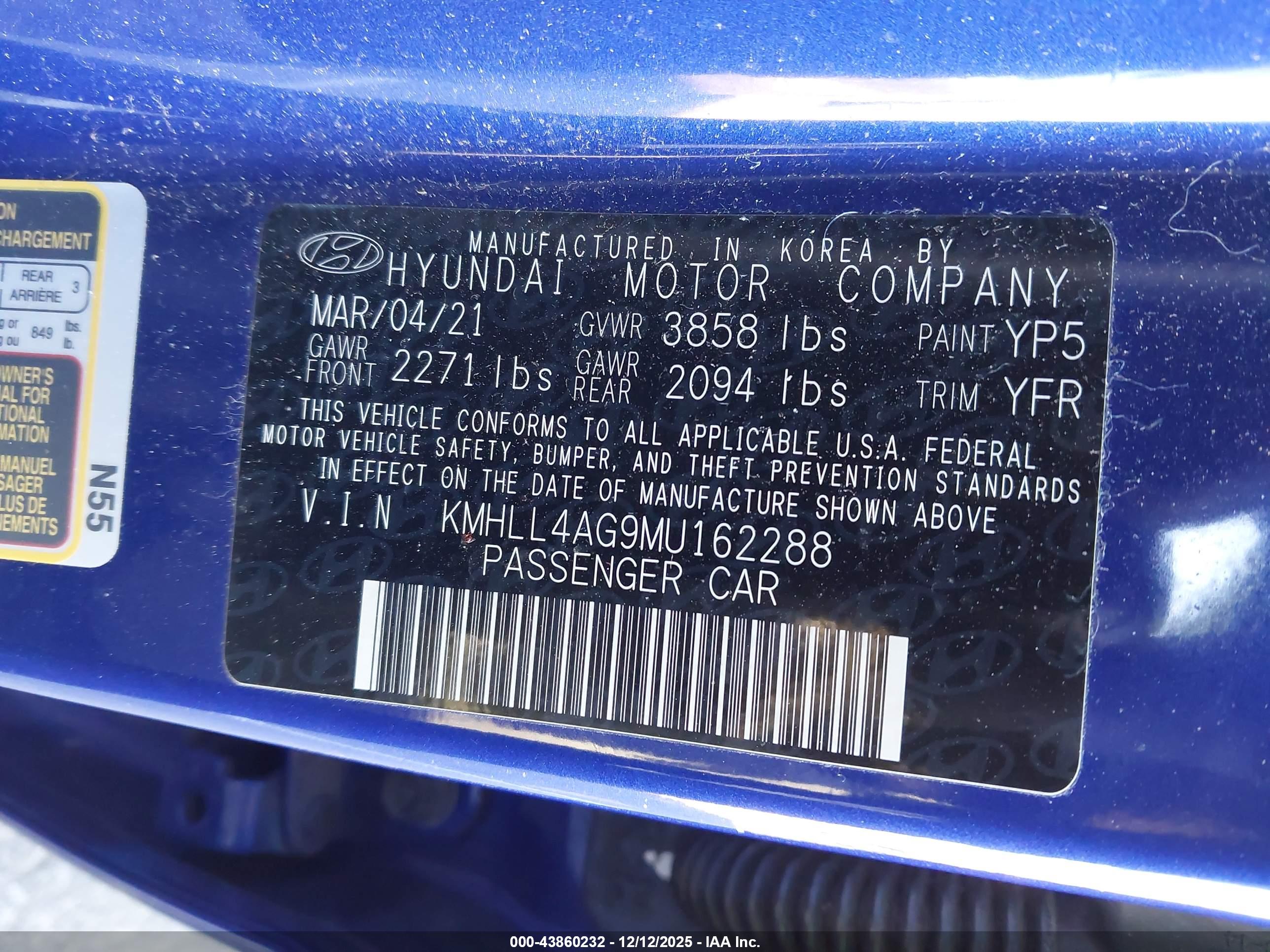 HYUNDAI ELANTRA image 9