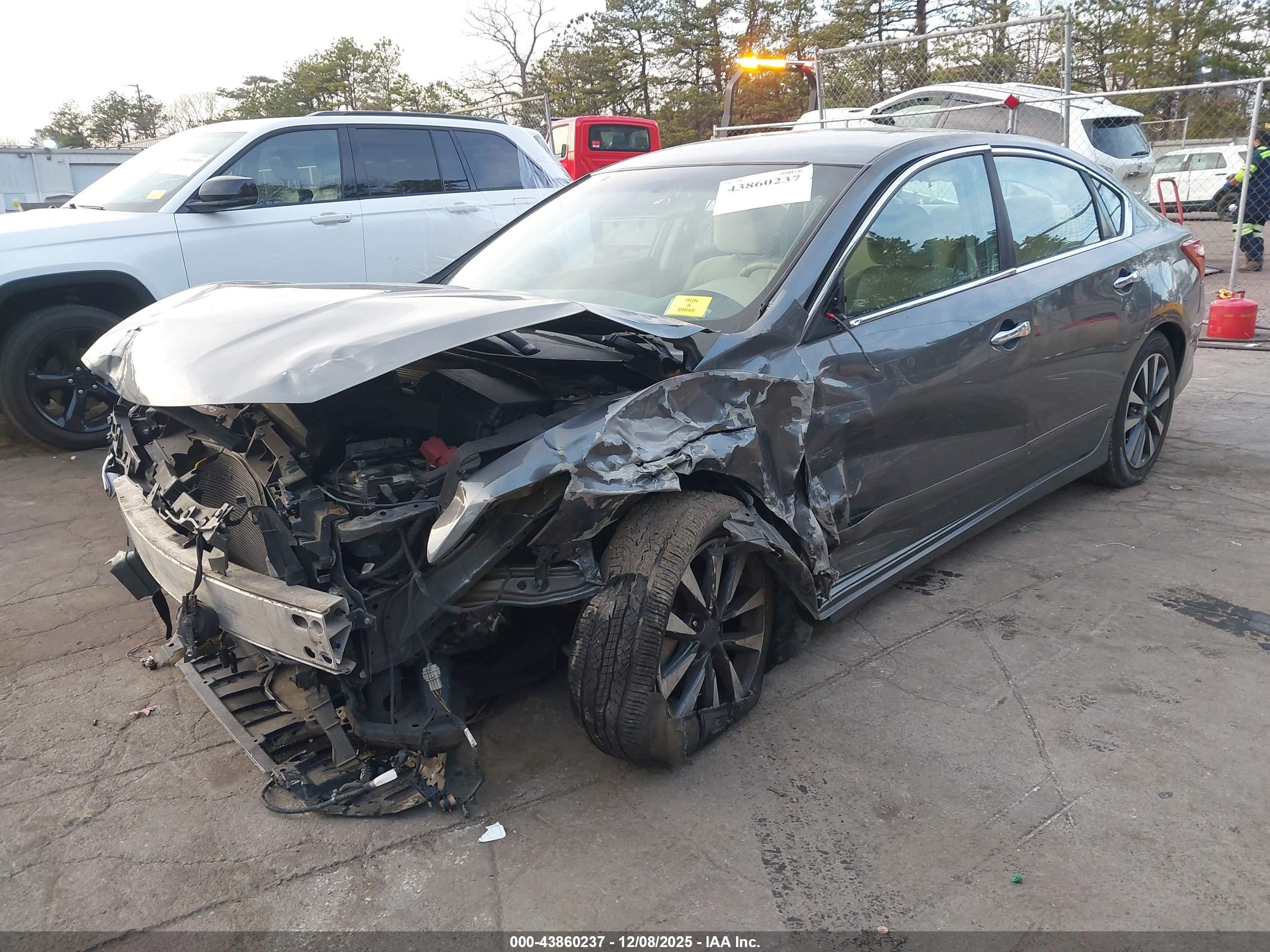 NISSAN ALTIMA image 2