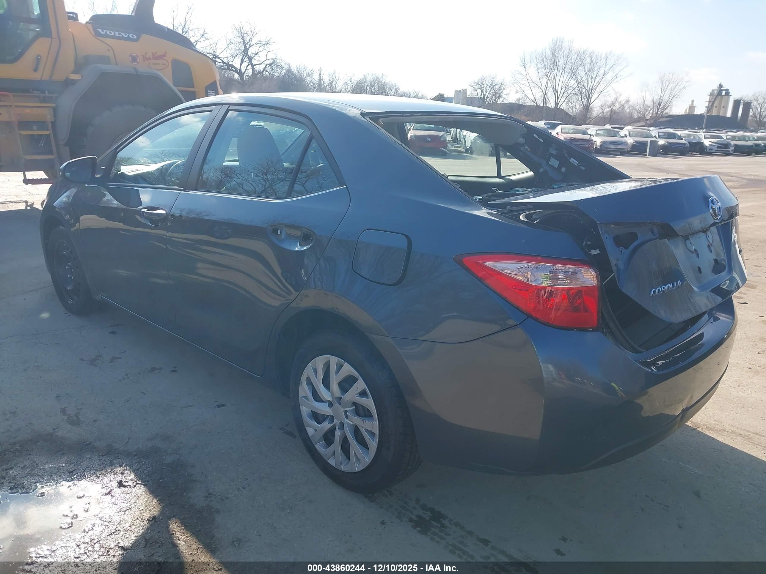 TOYOTA COROLLA image 3
