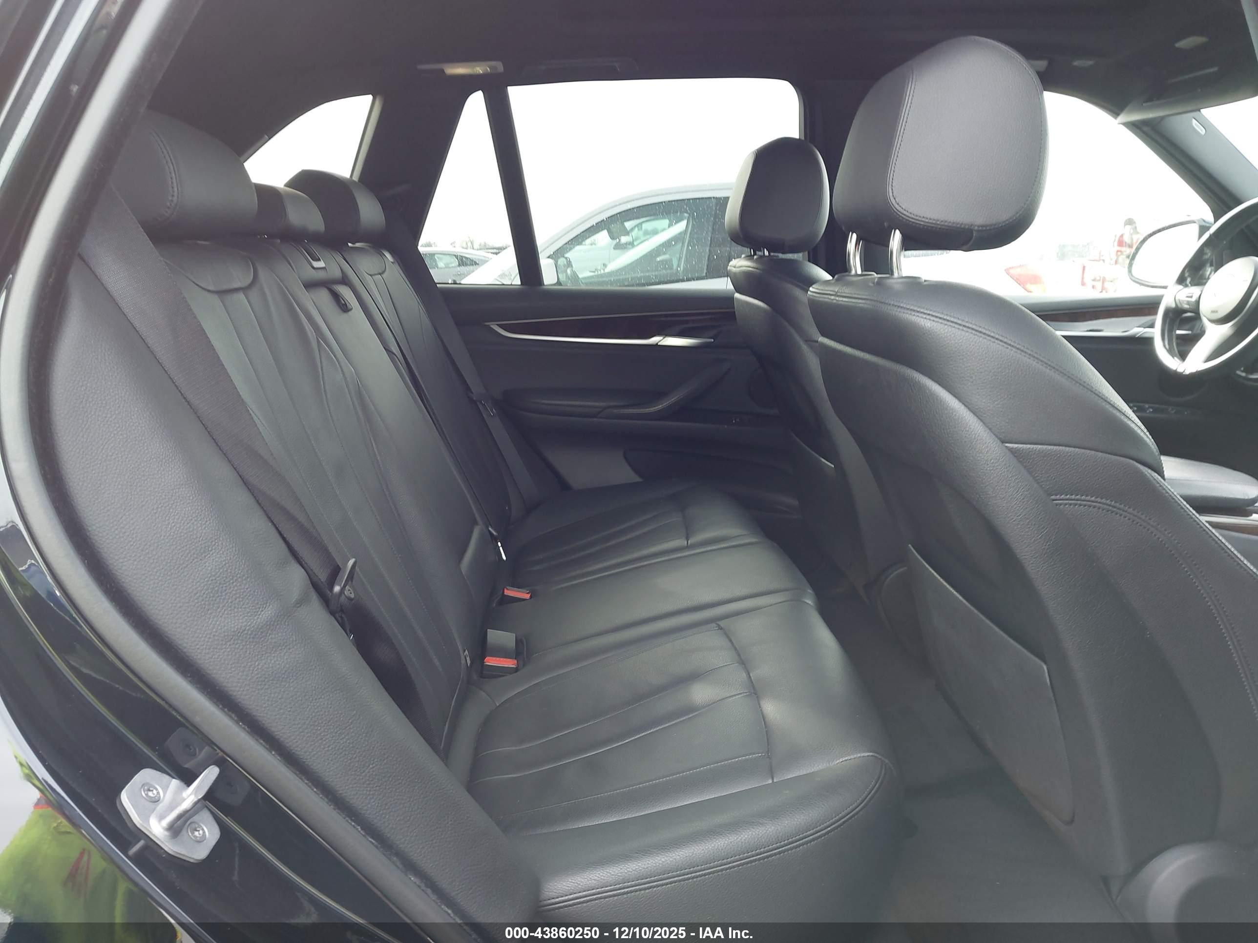 BMW X5 image 8