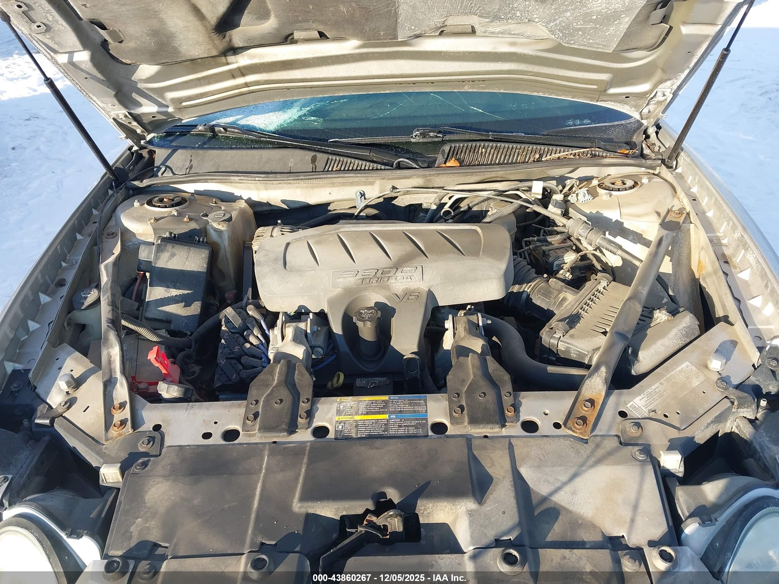 BUICK LACROSSE image 10
