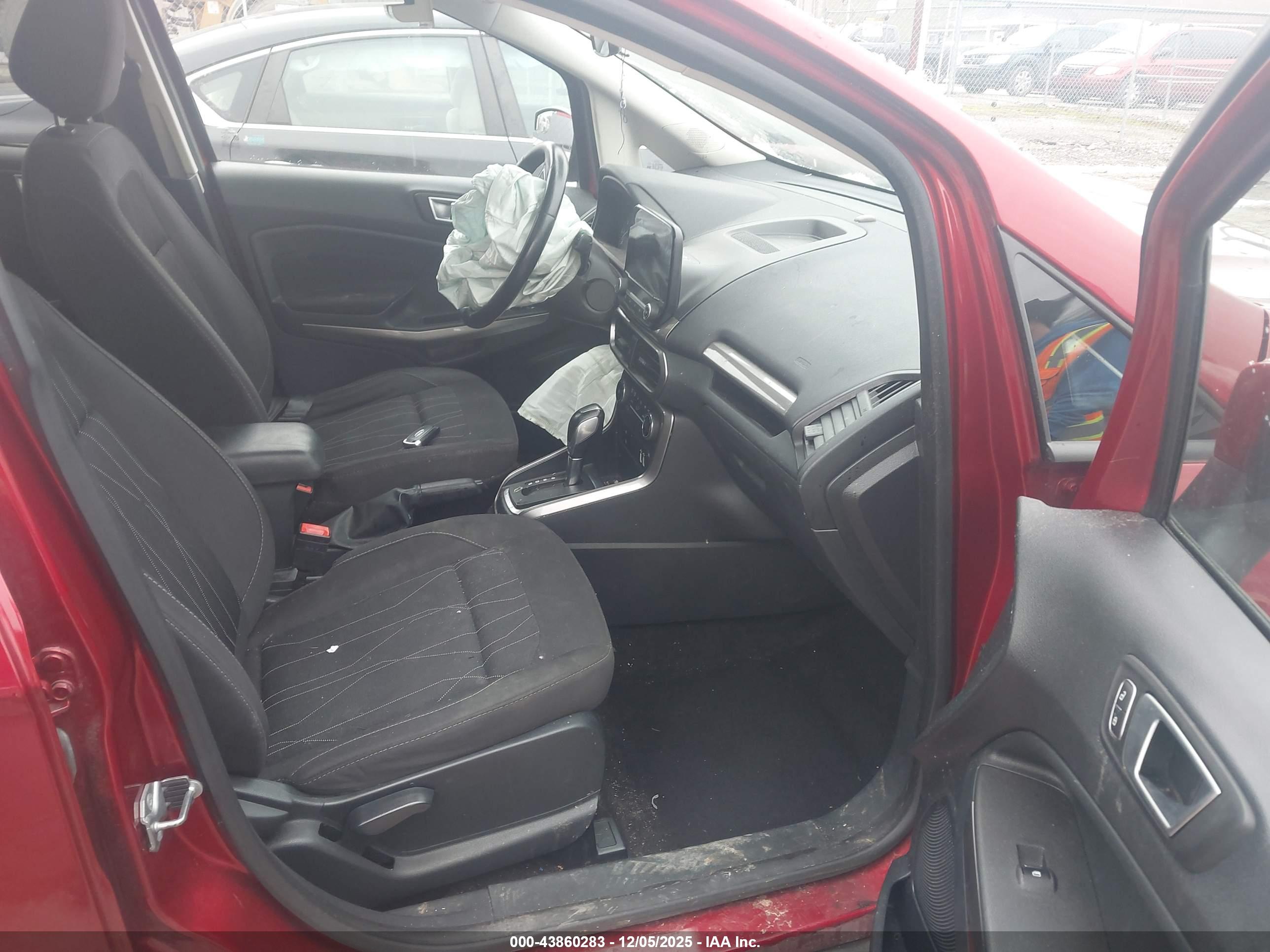 FORD ECOSPORT image 5