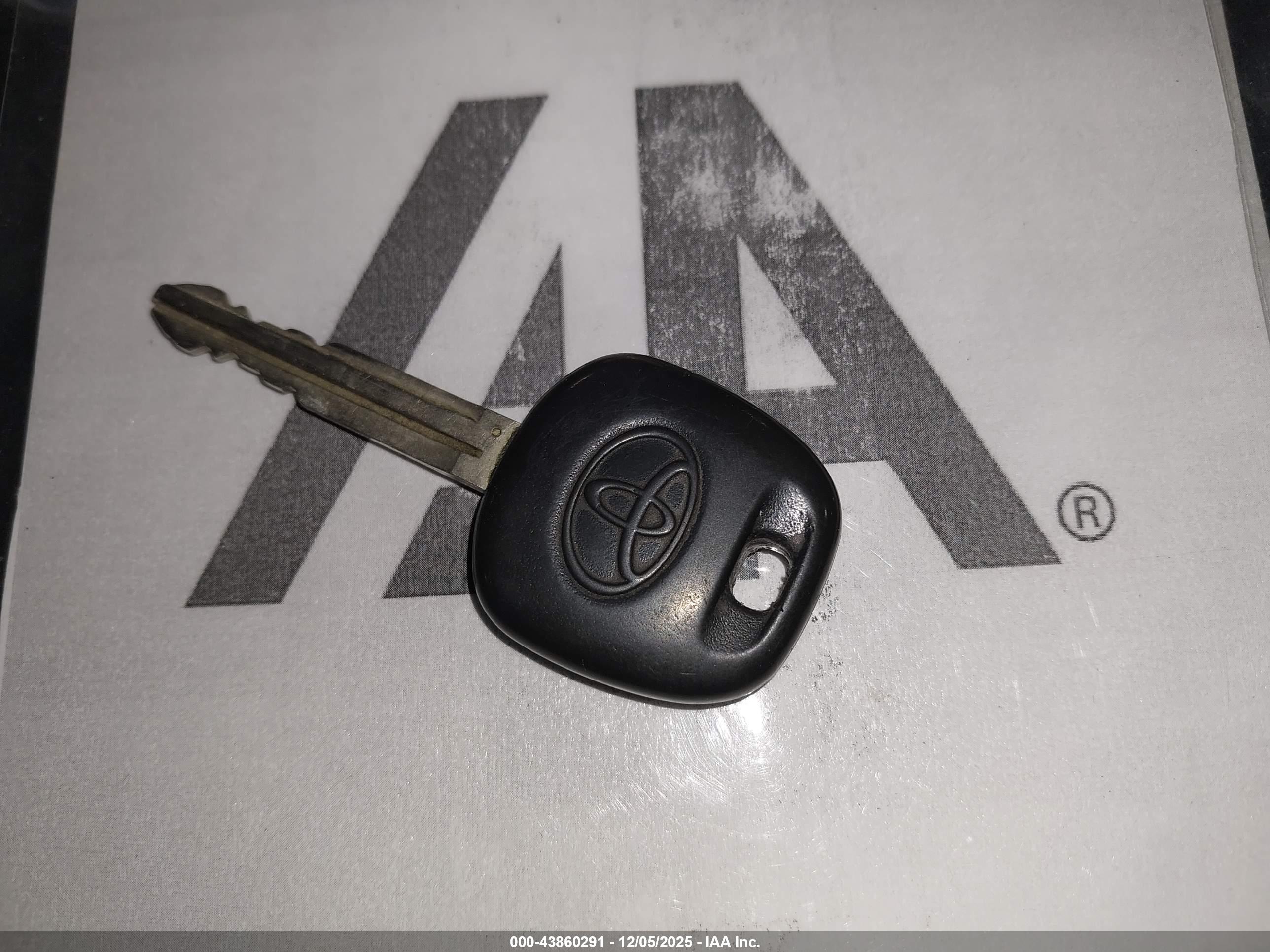 TOYOTA 4RUNNER image 11